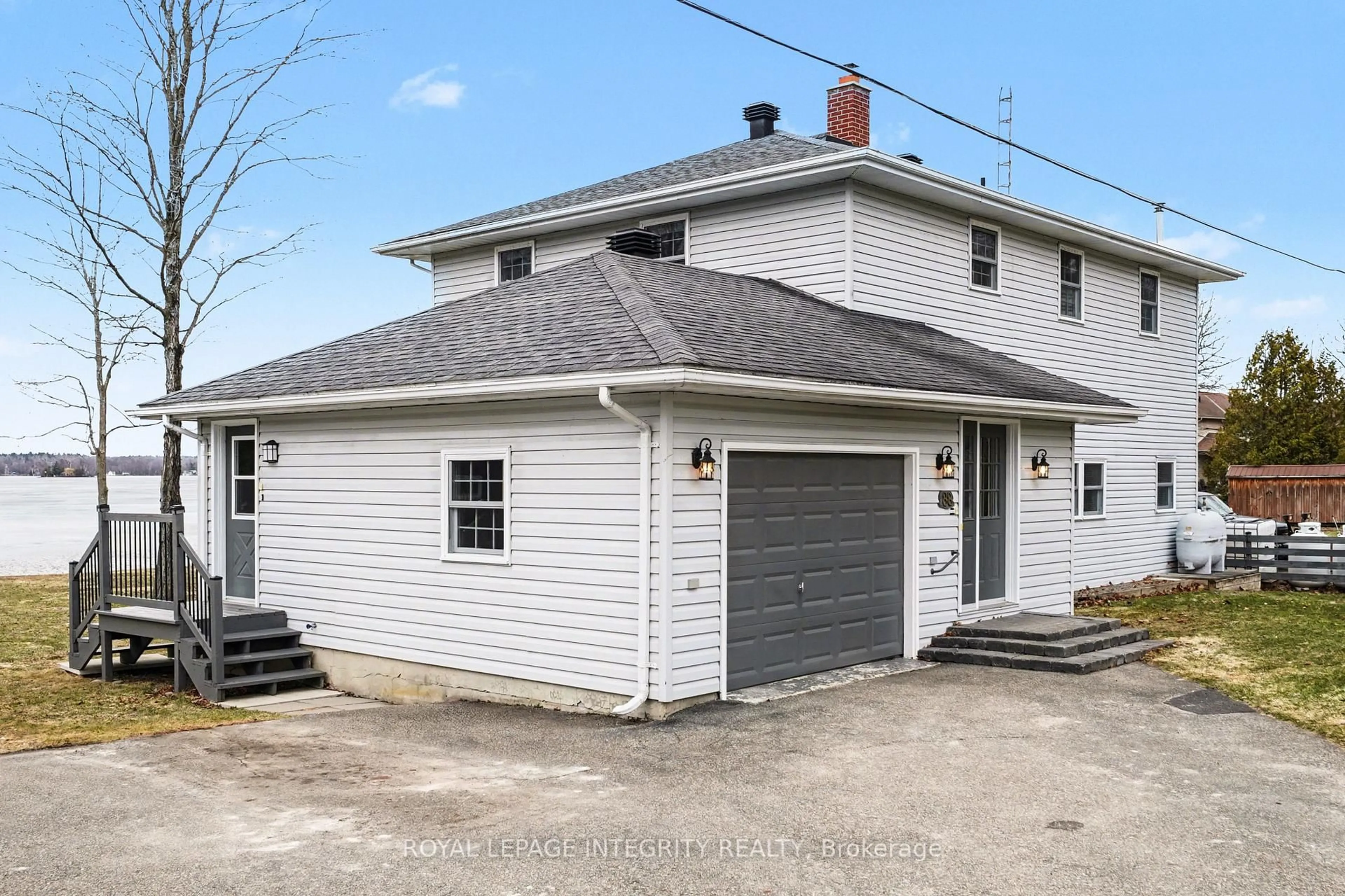 Unknown for 88 R12 Rd, Rideau Lakes Ontario K0G 1L0