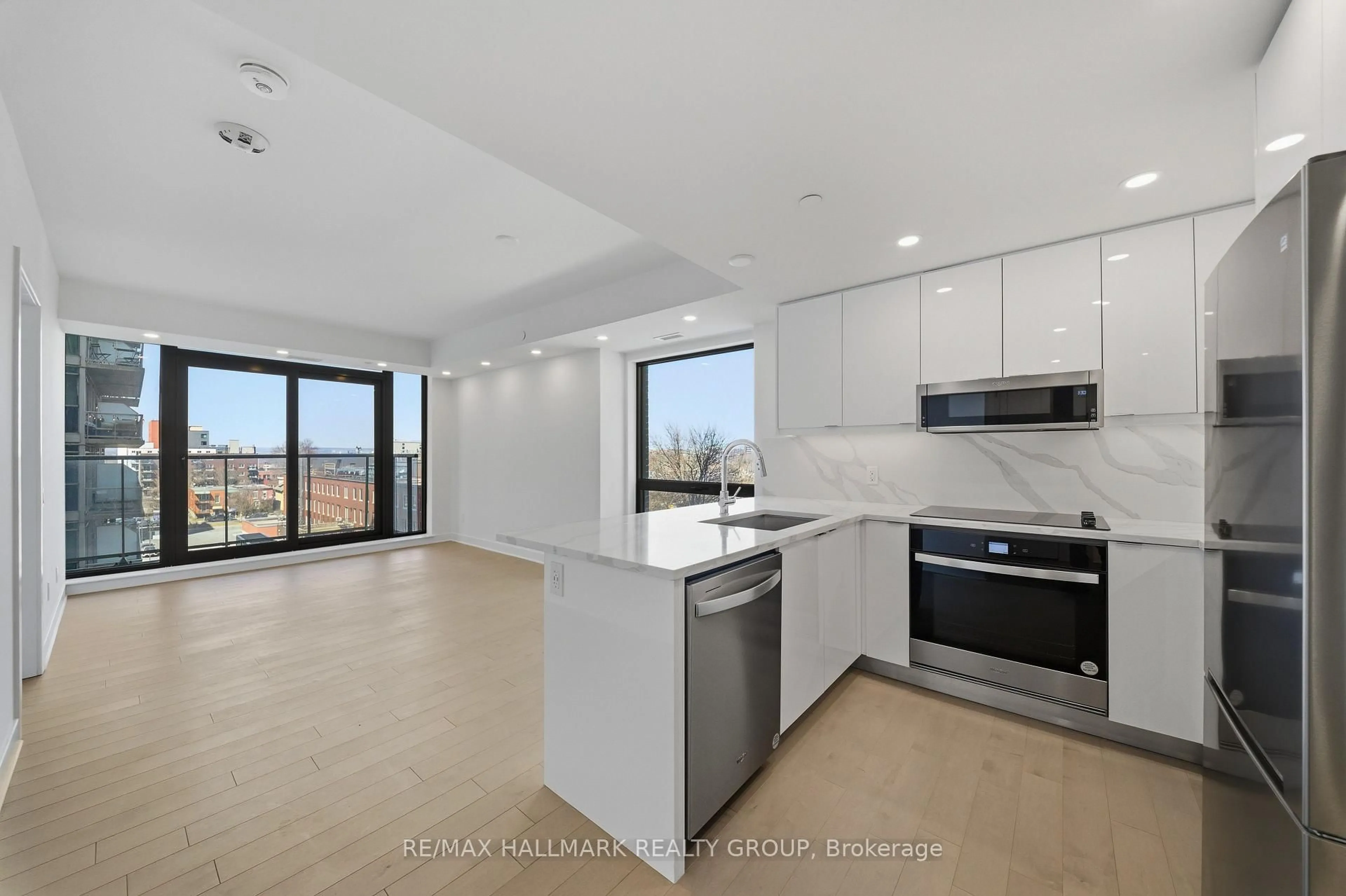 Open concept kitchen, unknown for 180 George St #507, Ottawa Ontario K1N 0G8