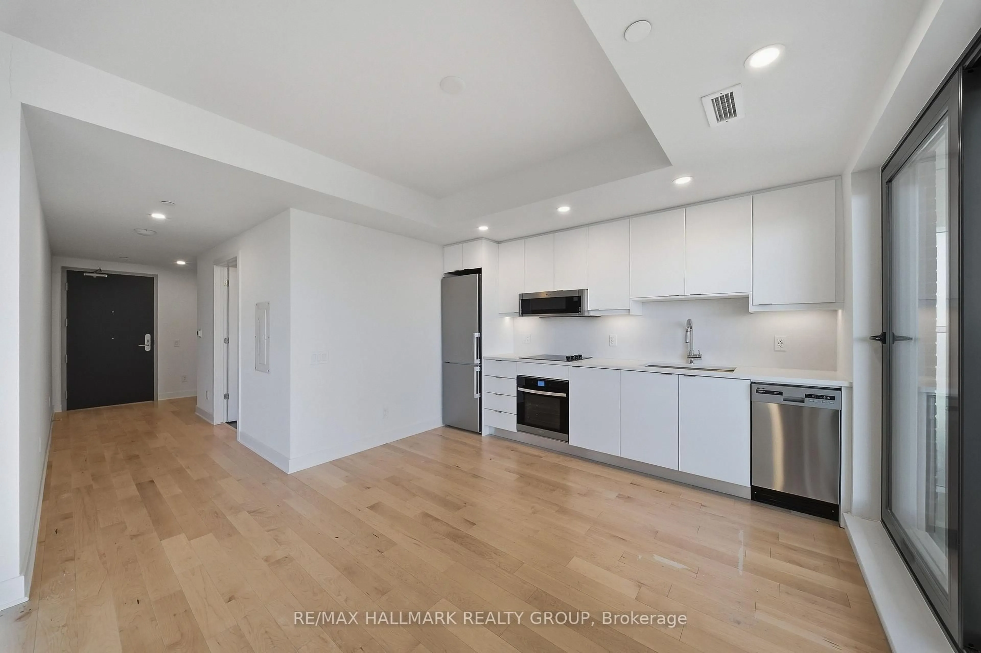 Open concept kitchen, unknown for 180 George St #606, Ottawa Ontario K1N 0G8