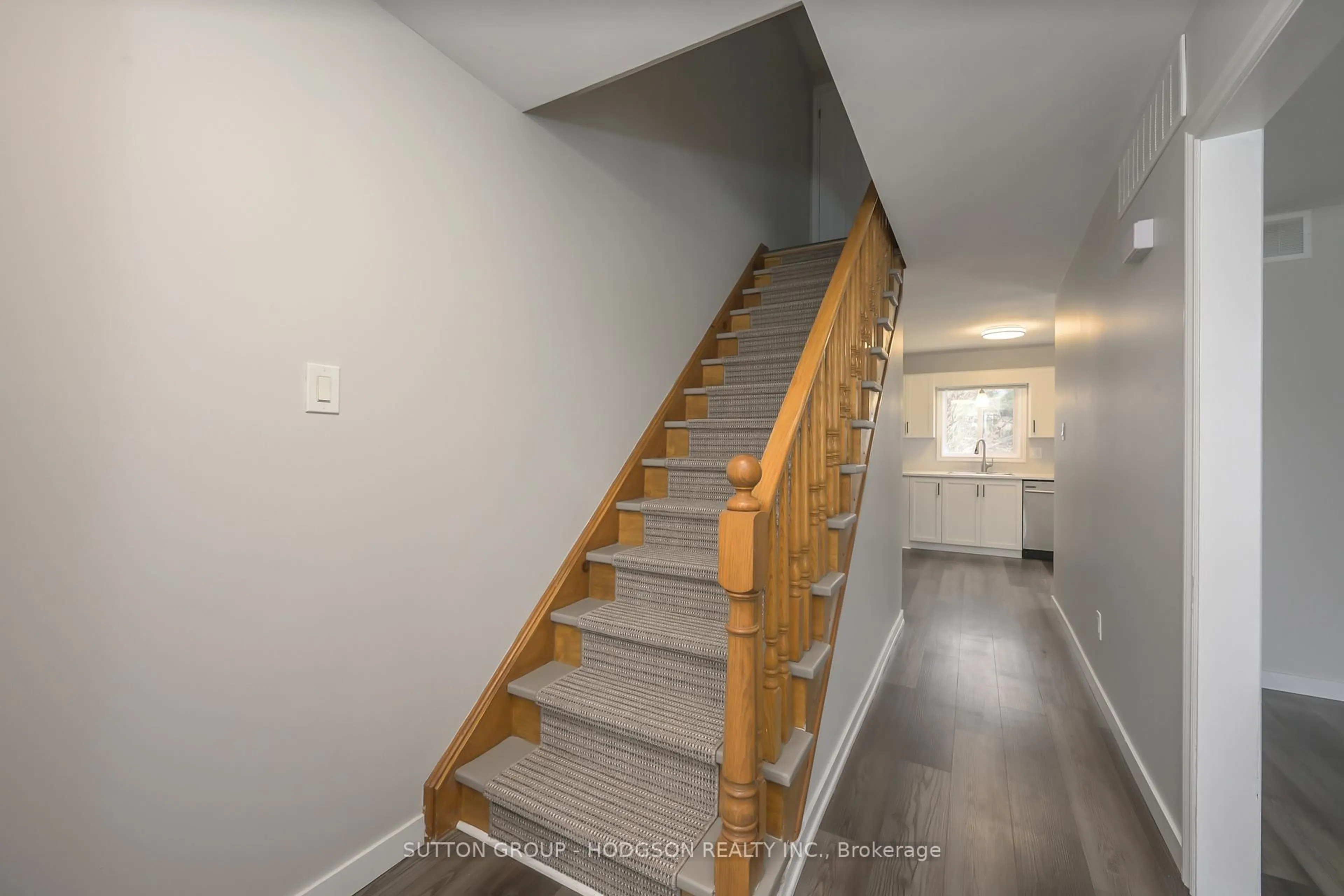 Stairs for 121 Kimberley Ave, London South Ontario N5Z 4Z2