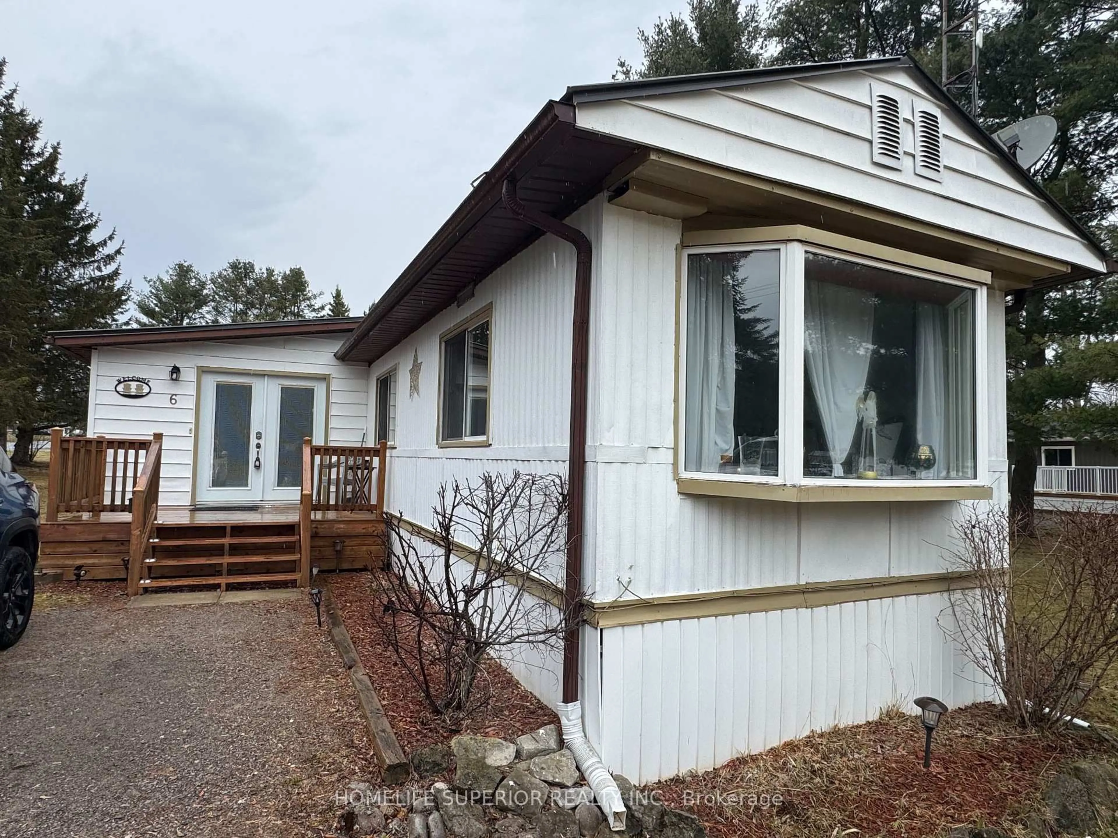 Home with vinyl exterior material, unknown for 6 Belmont St, Havelock-Belmont-Methuen Ontario K0L 1Z0