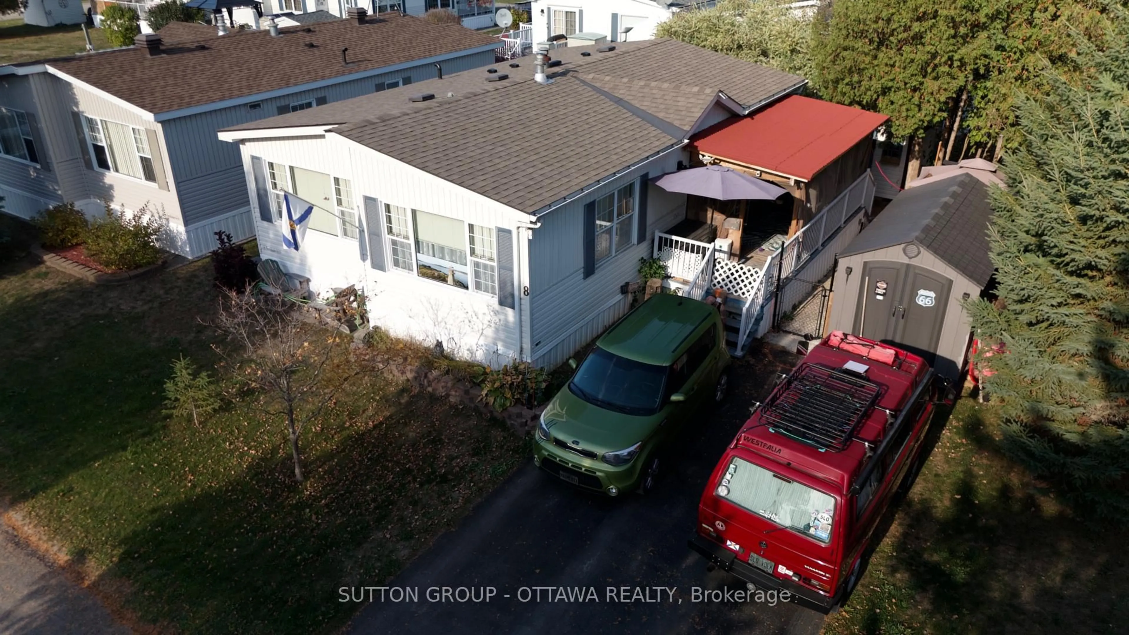 A pic from outside/outdoor area/front of a property/back of a property/a pic from drone, street for 8 Yvette Private, Ashton Ontario K0A 1B0