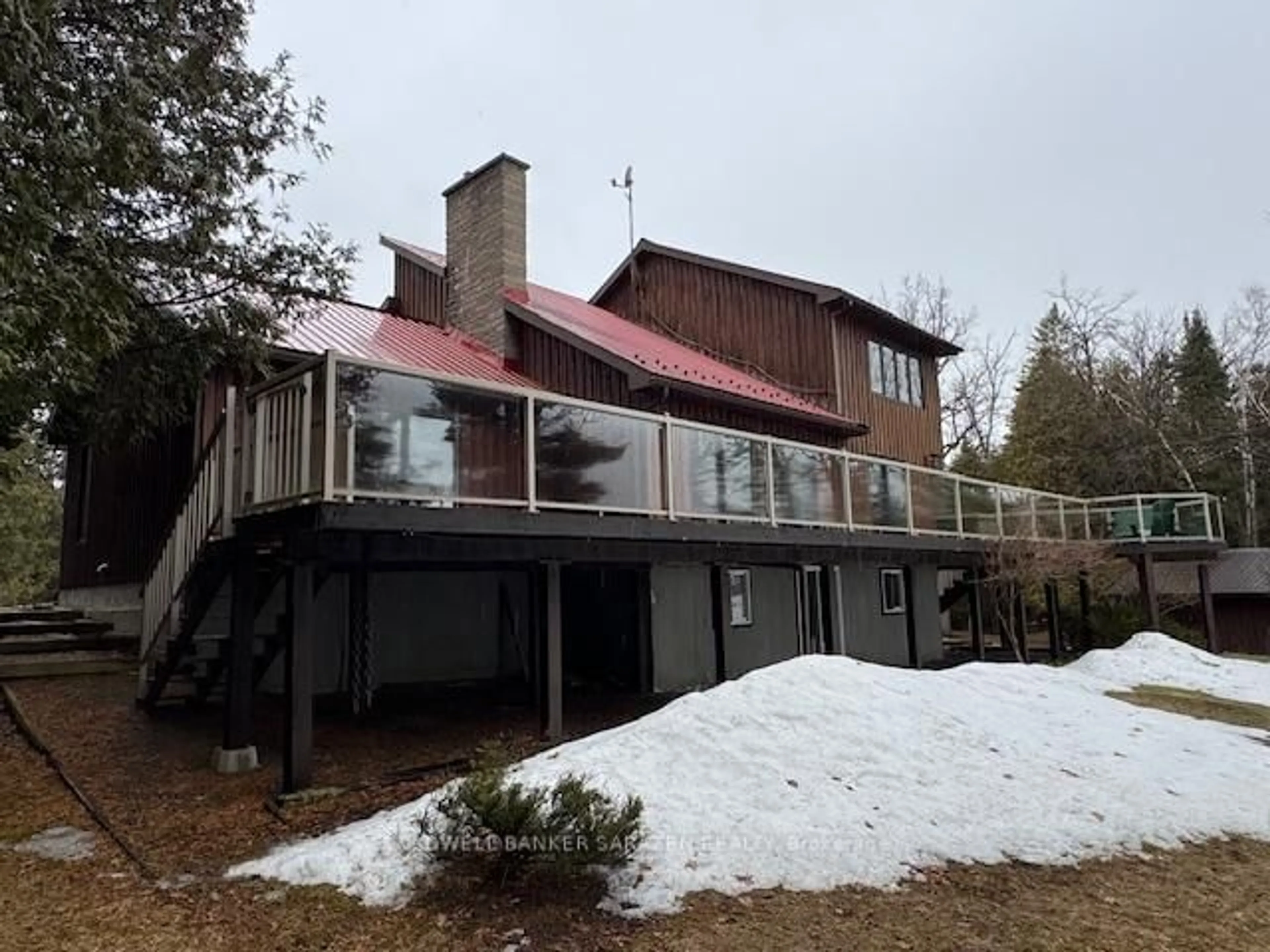 A pic from outside/outdoor area/front of a property/back of a property/a pic from drone, mountain view for 188 Morris Island Dr, Ottawa Ontario K7S 3G7