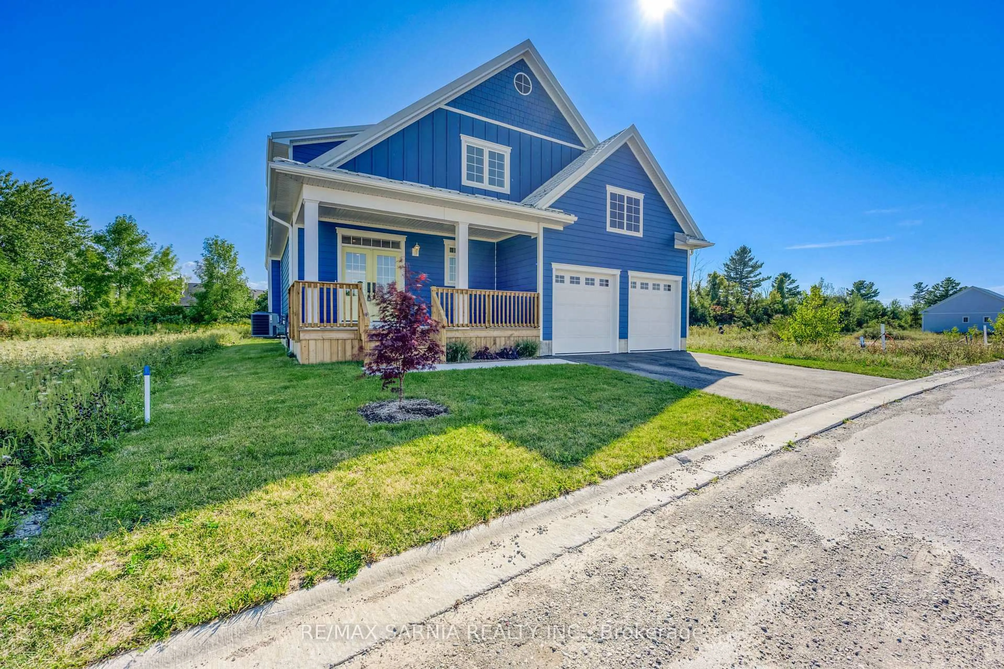 Home with vinyl exterior material, street for 4167 BOARDWALK Ave, Plympton-Wyoming Ontario N0N 1J0