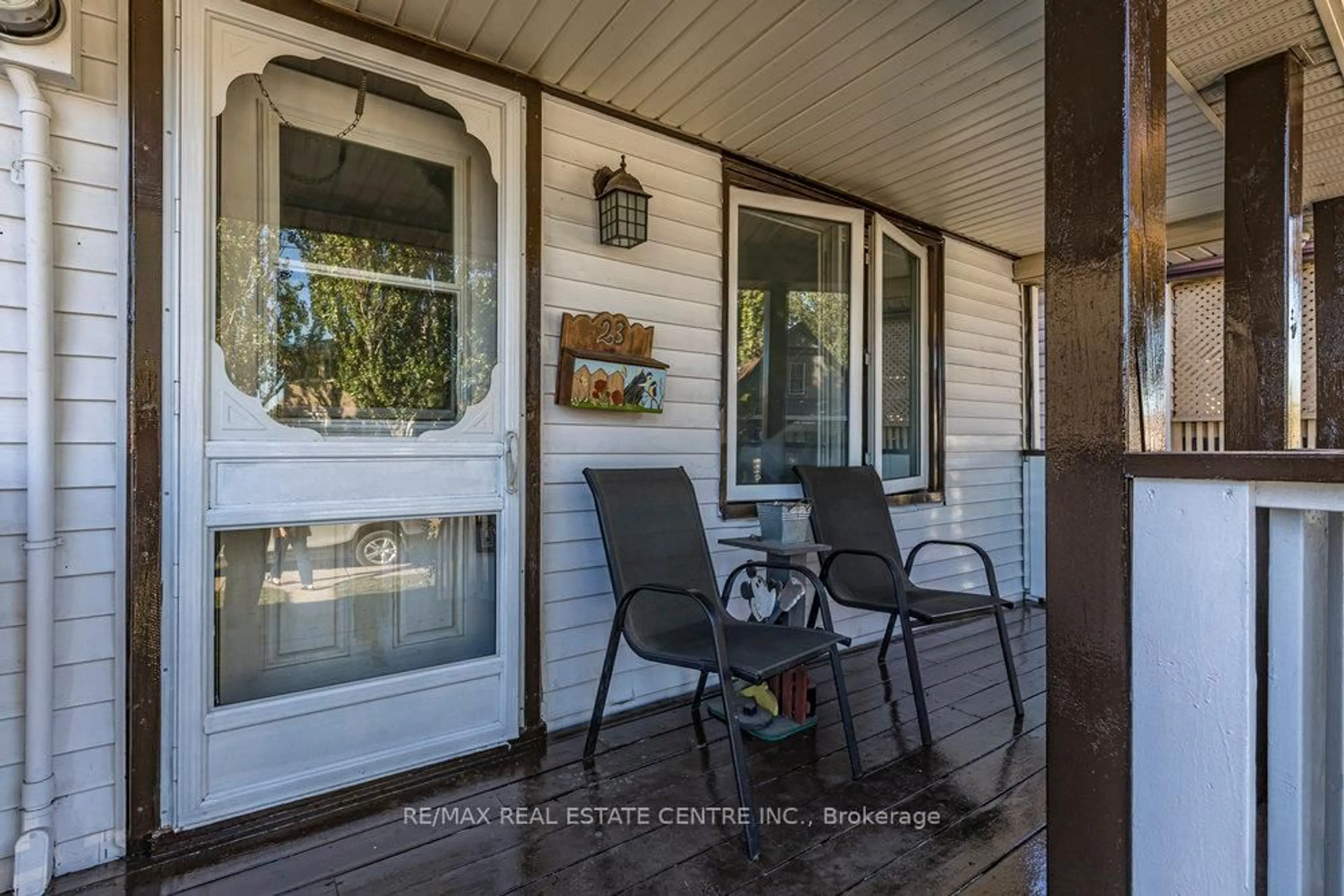 Unknown for 23 Frederick Ave, Hamilton Ontario L8H 4K1