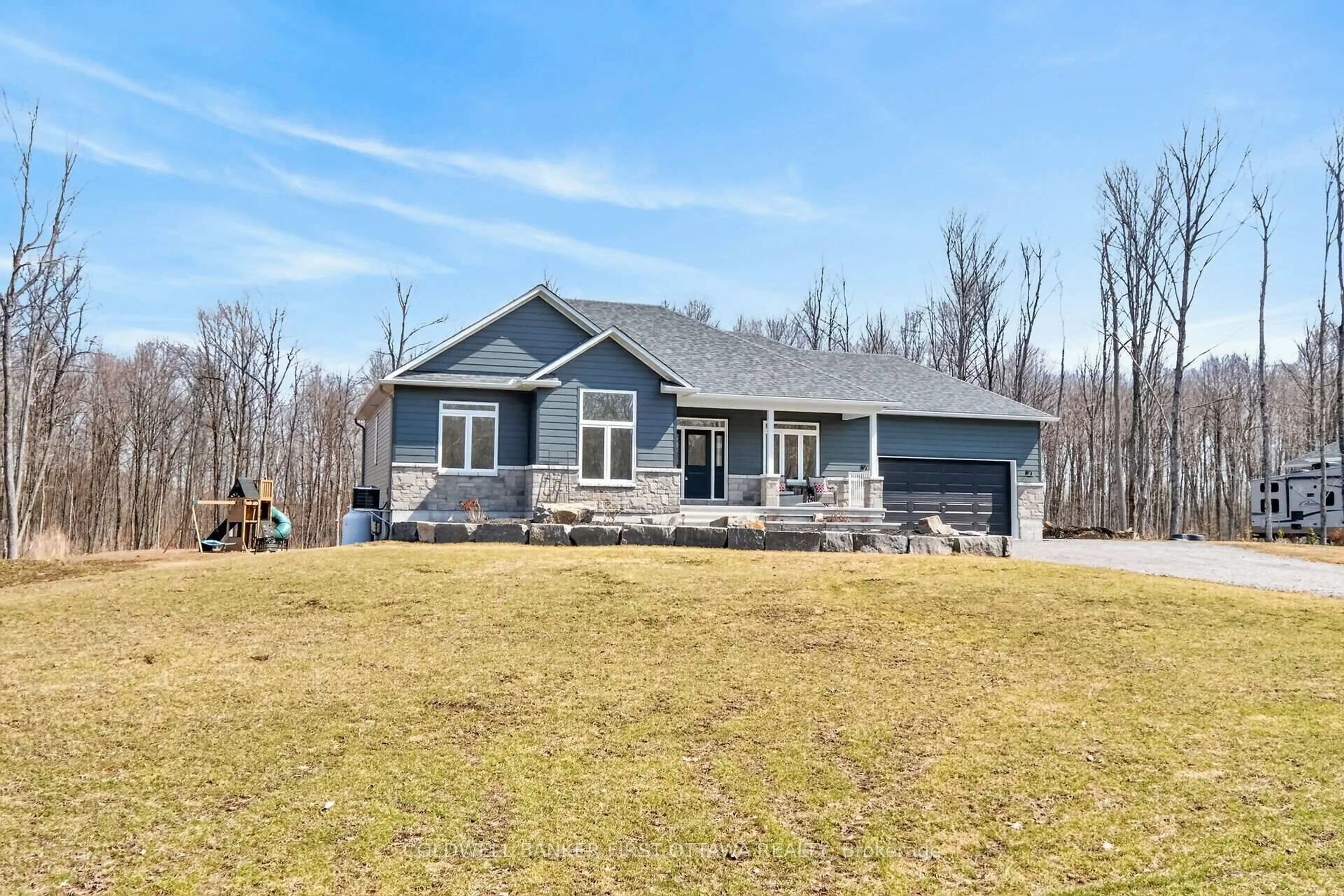 Home with vinyl exterior material, unknown for 134 James Andrew Way, Beckwith Ontario K7C 4S7