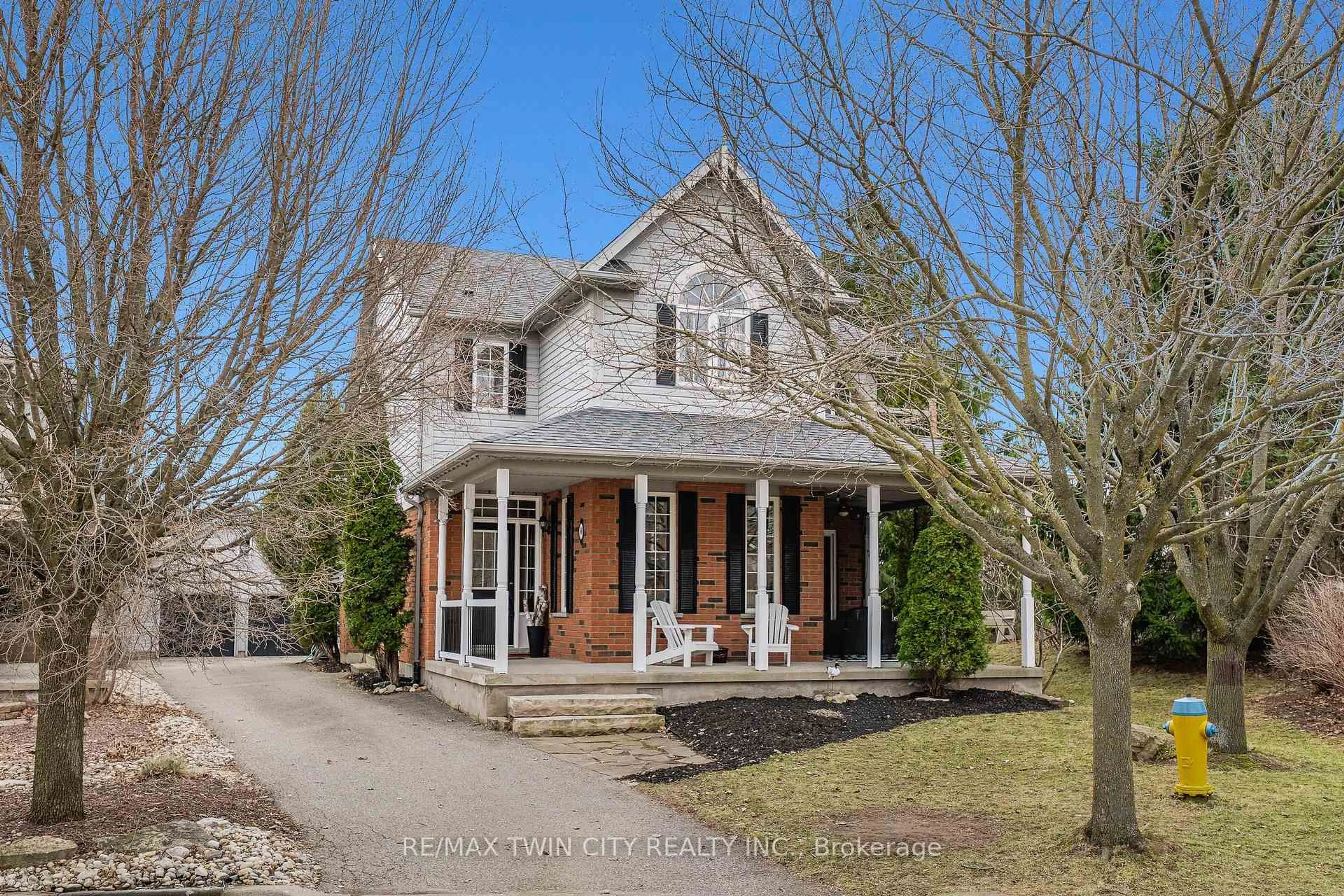 Unknown for 608 Bluenose Crt, Waterloo Ontario N2K 4C5