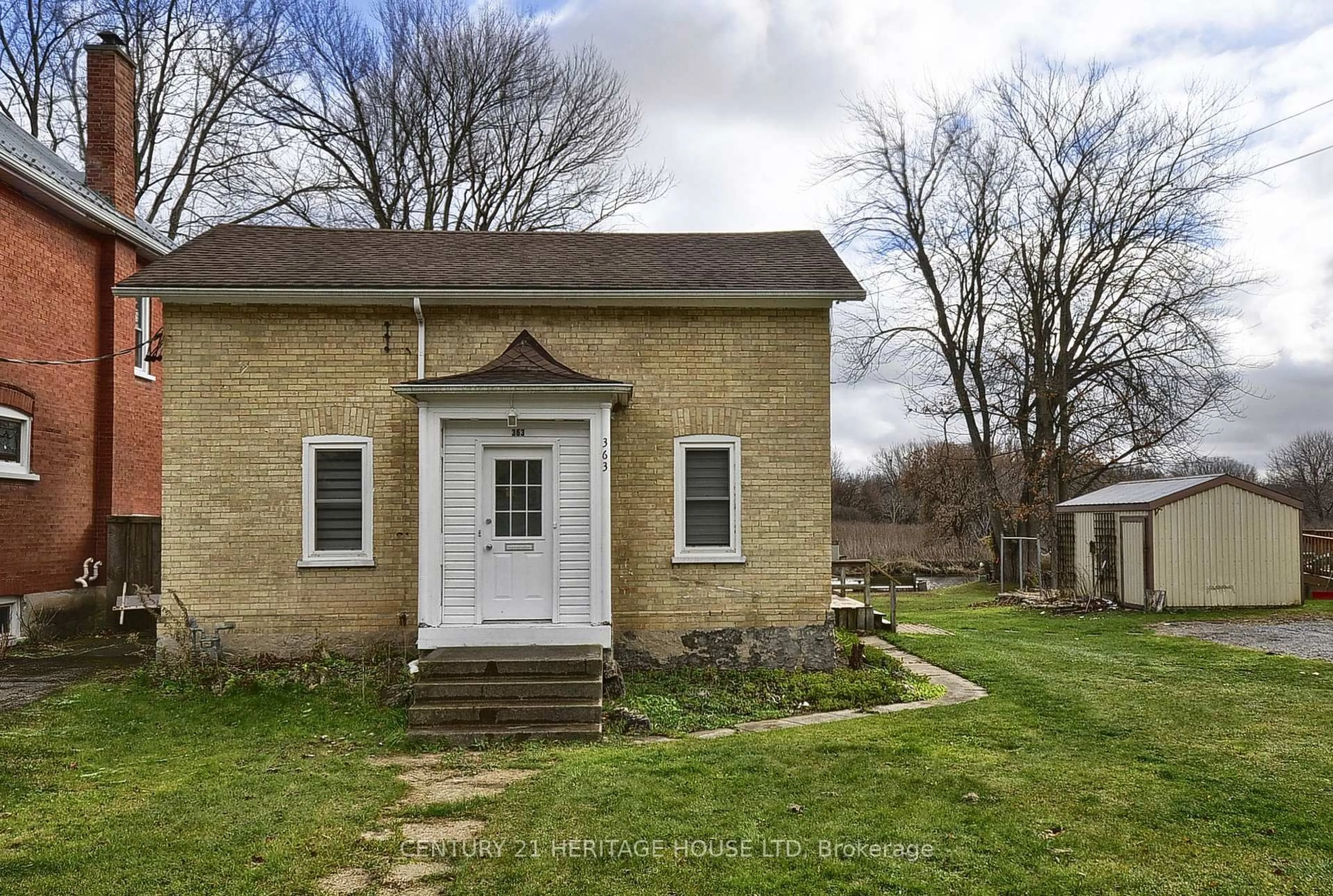 Unknown for 363 Fountain St, Cambridge Ontario N3H 1J2