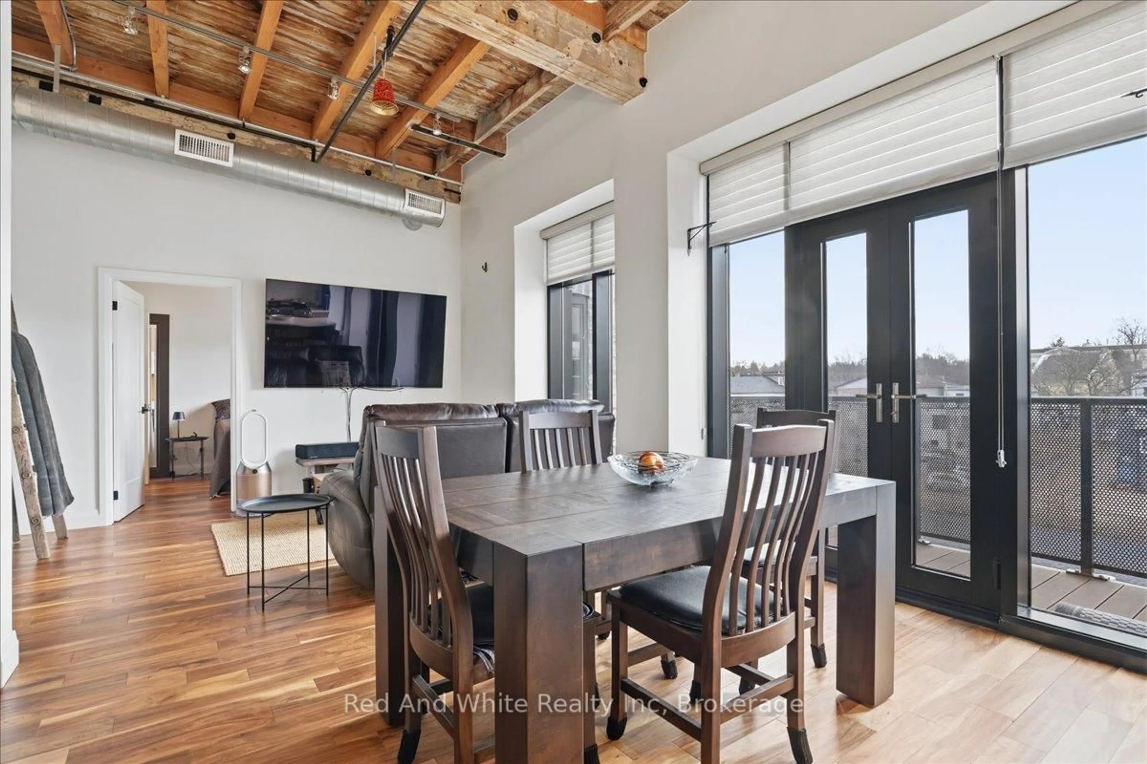 Unknown for 19 Guelph Ave #401, Cambridge Ontario N3C 1A2