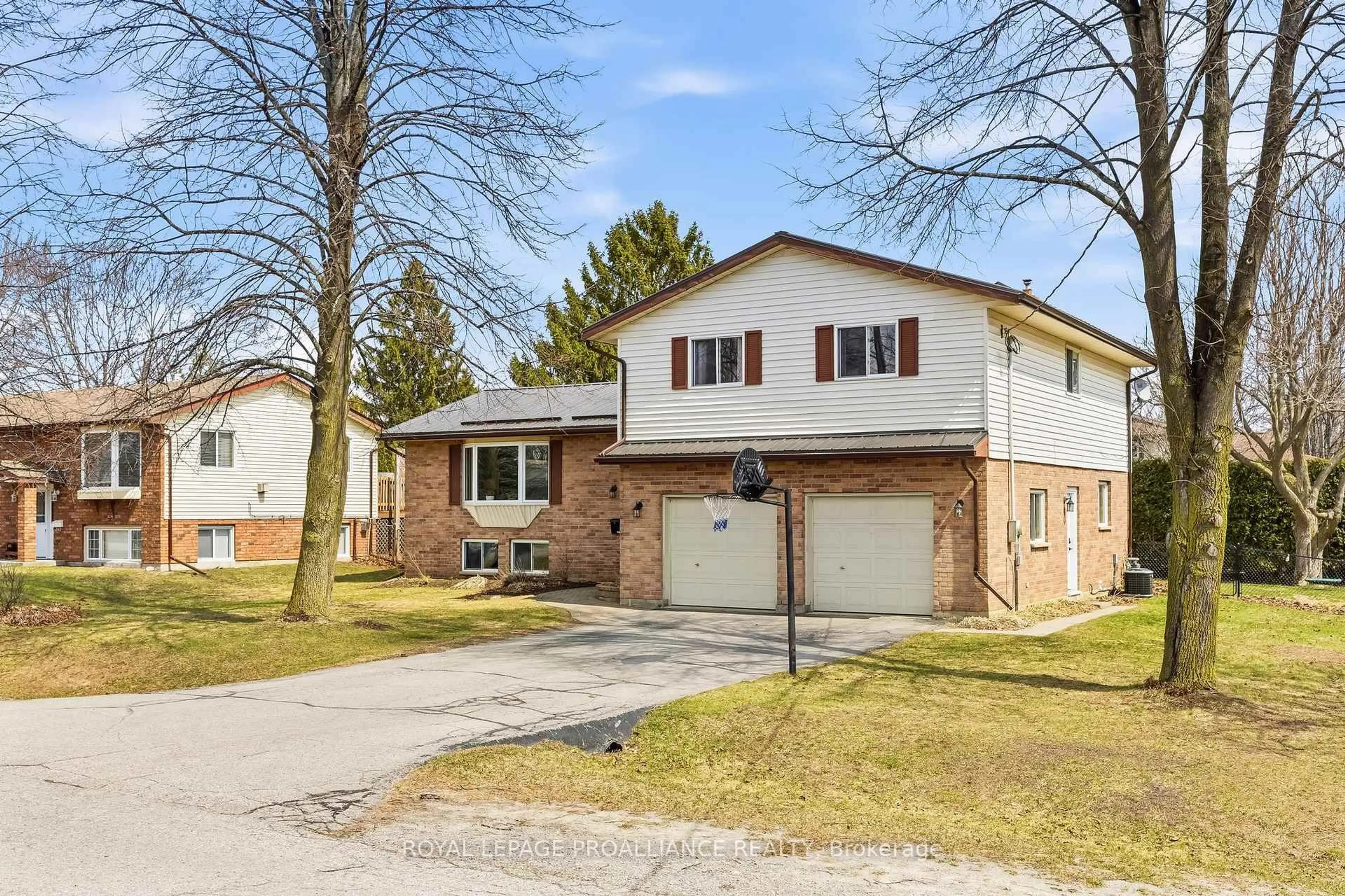 Home with brick exterior material, street for 9 Huron Dr, Brighton Ontario K0K 1H0