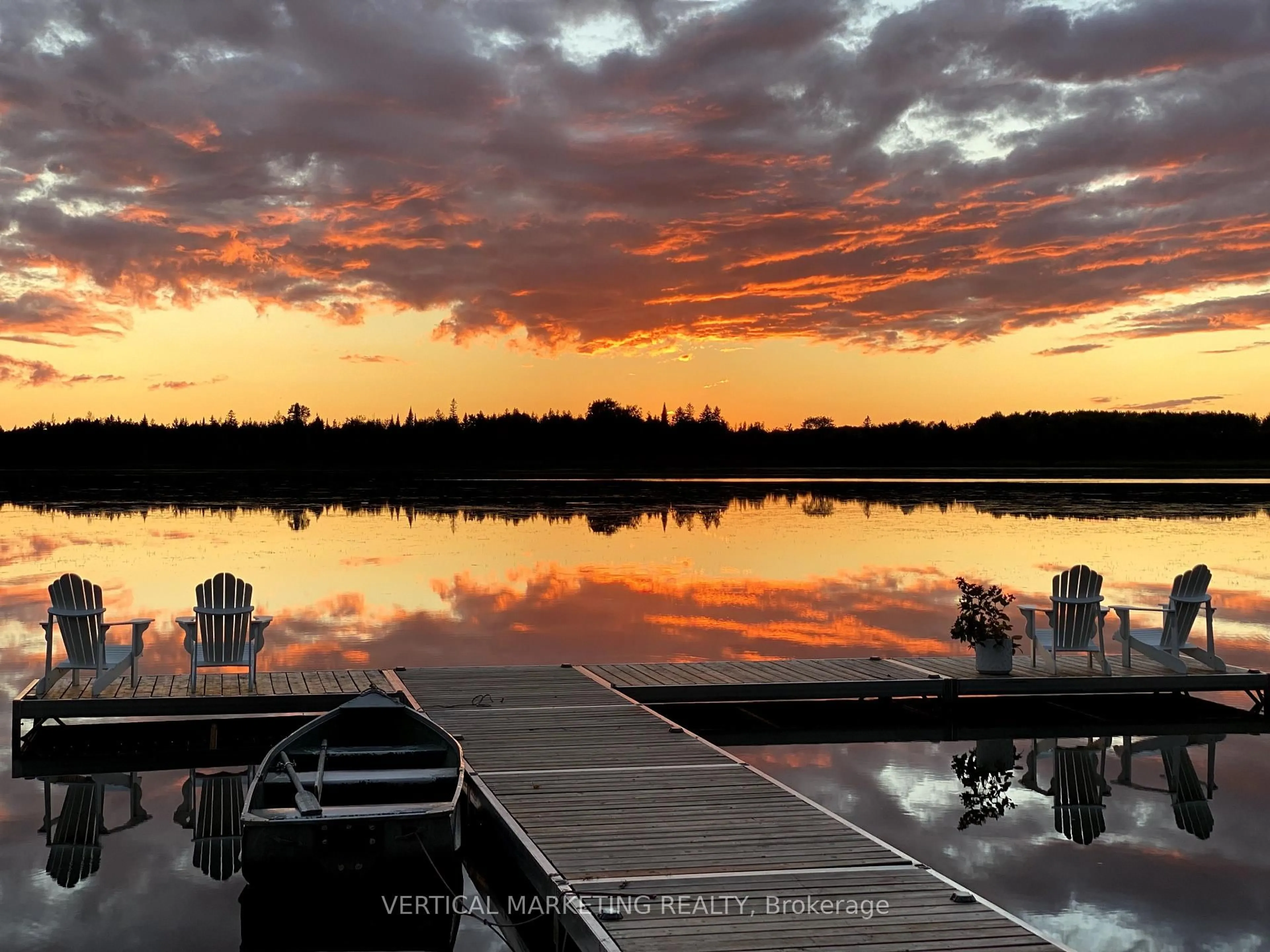 Blurry image for 39 Macpherson Cres, Kawartha Lakes Ontario K0M 2B0