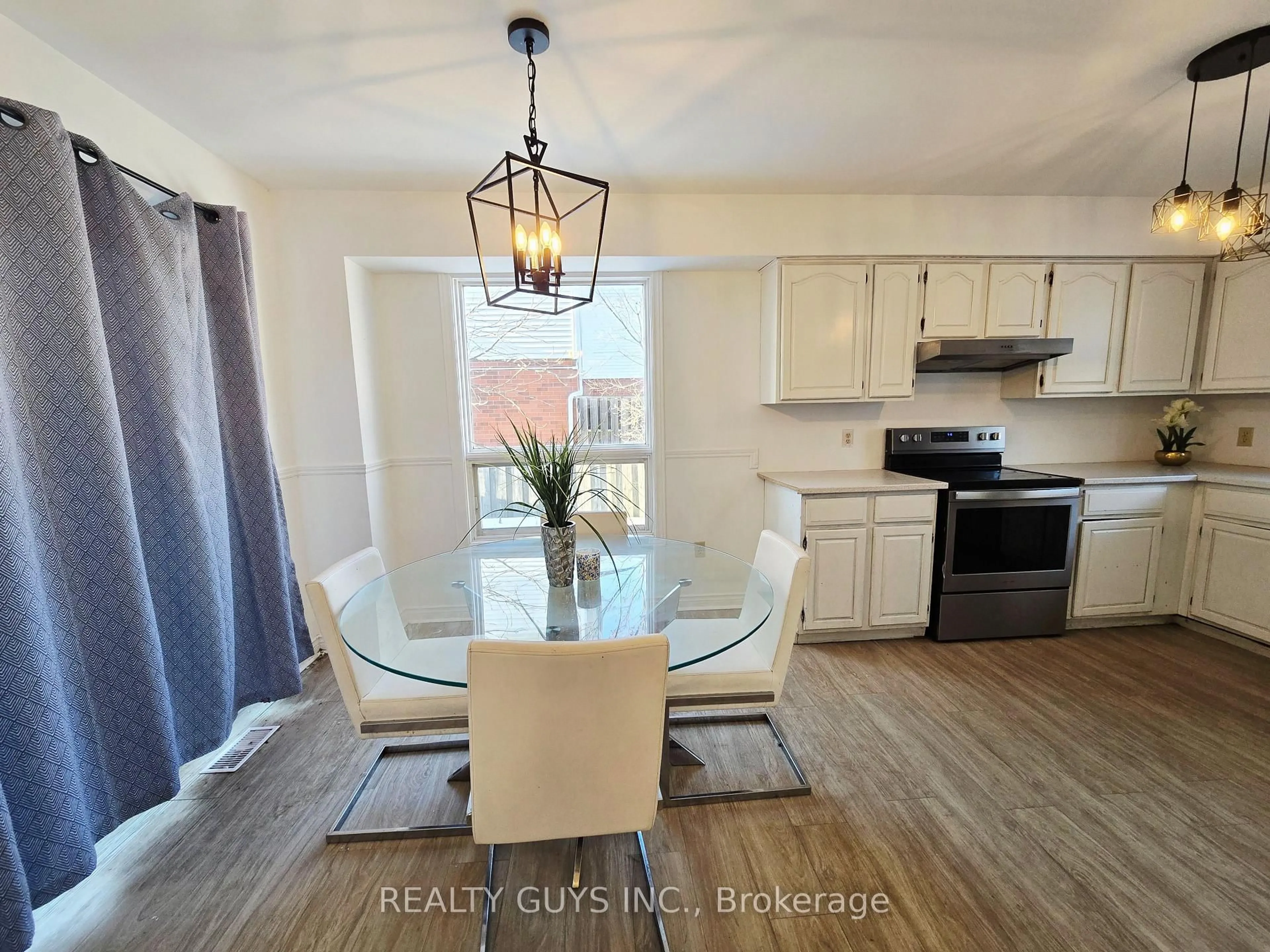 Open concept kitchen, unknown for 542 Westman Ave, Peterborough Ontario K9K 2E6