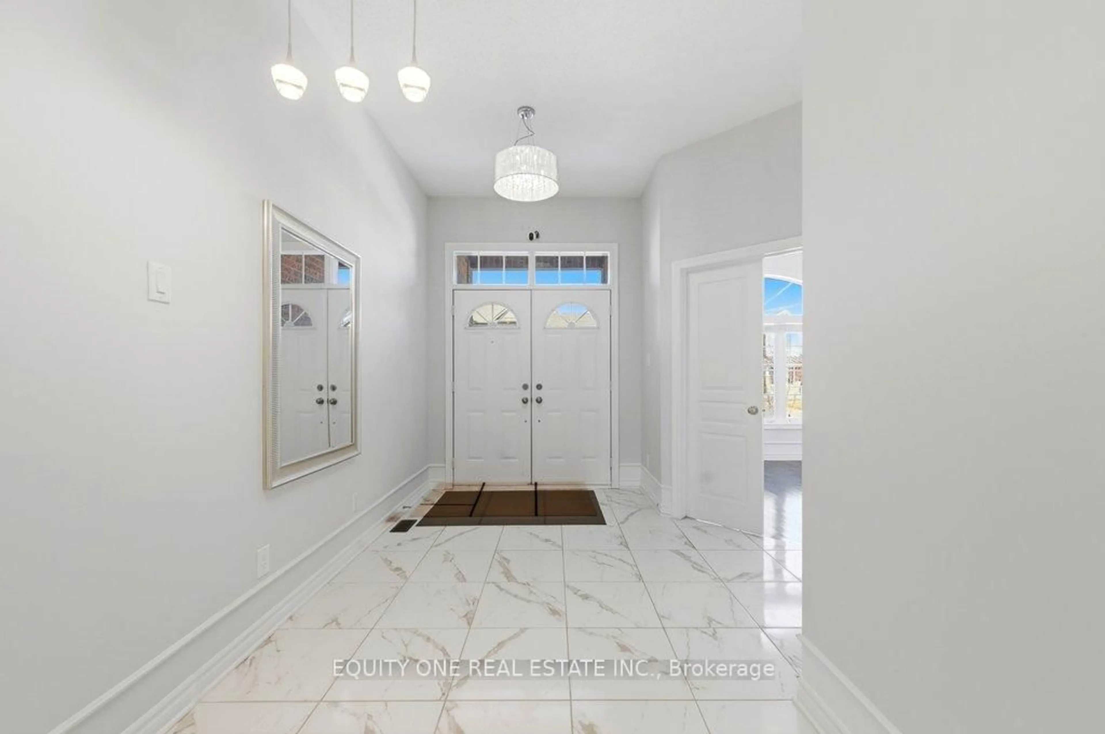 Indoor entryway for 240 Trailgate St, Ottawa Ontario K1V 0Z9