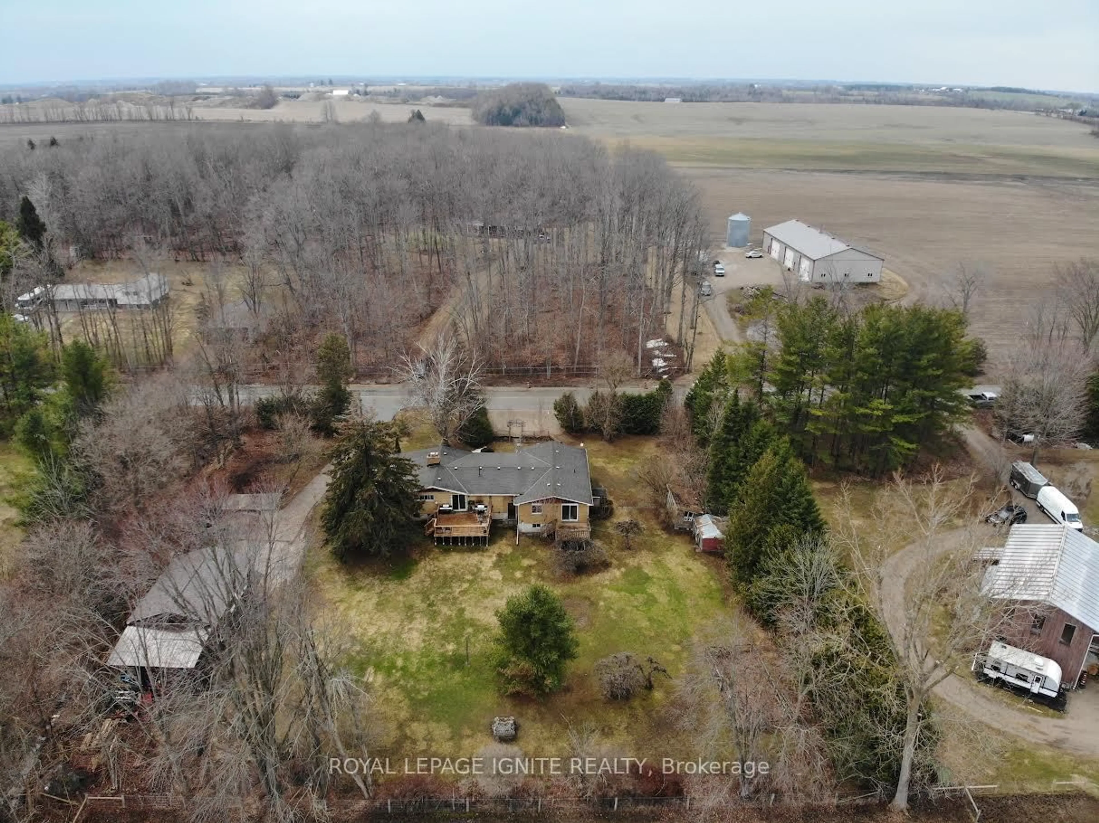 A pic from outside/outdoor area/front of a property/back of a property/a pic from drone, water/lake/river/ocean view for 5543 7th Line, Guelph/Eramosa Ontario N0B 2K0