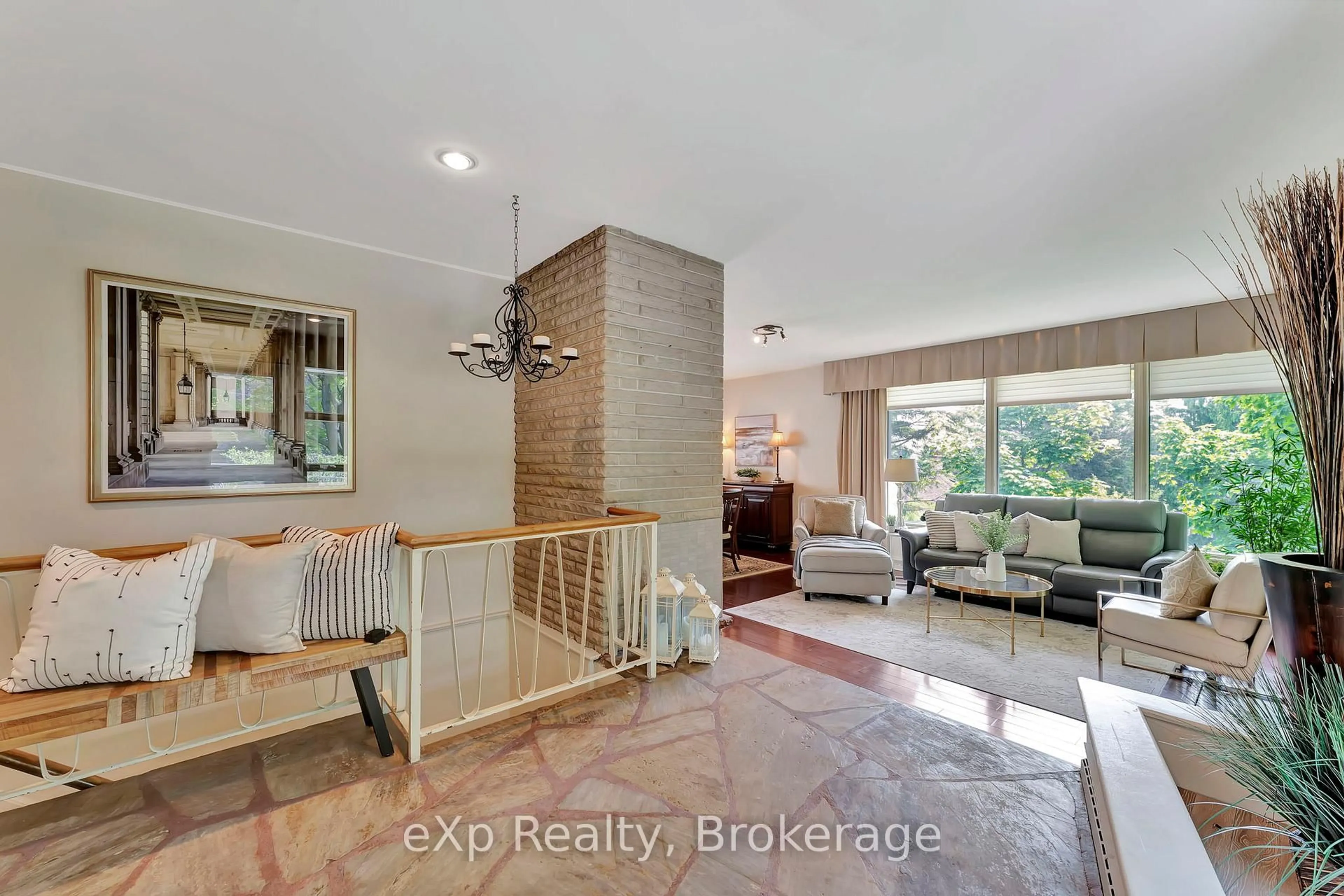 Unknown for 5 Orchard Cres, Guelph Ontario N1E 1W9