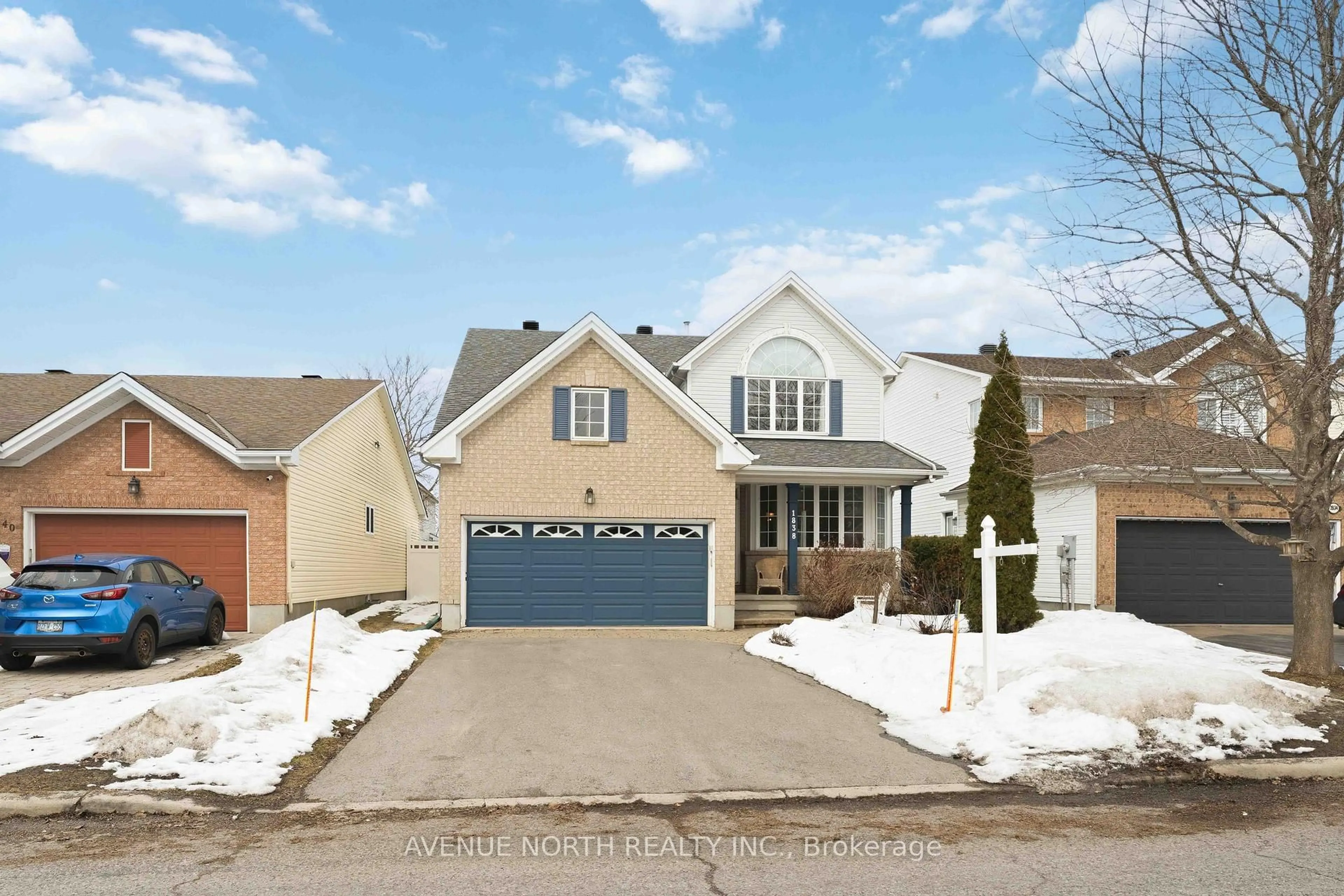 Home with vinyl exterior material, street for 1838 Mccallum Dr, Ottawa Ontario K4A 3S9