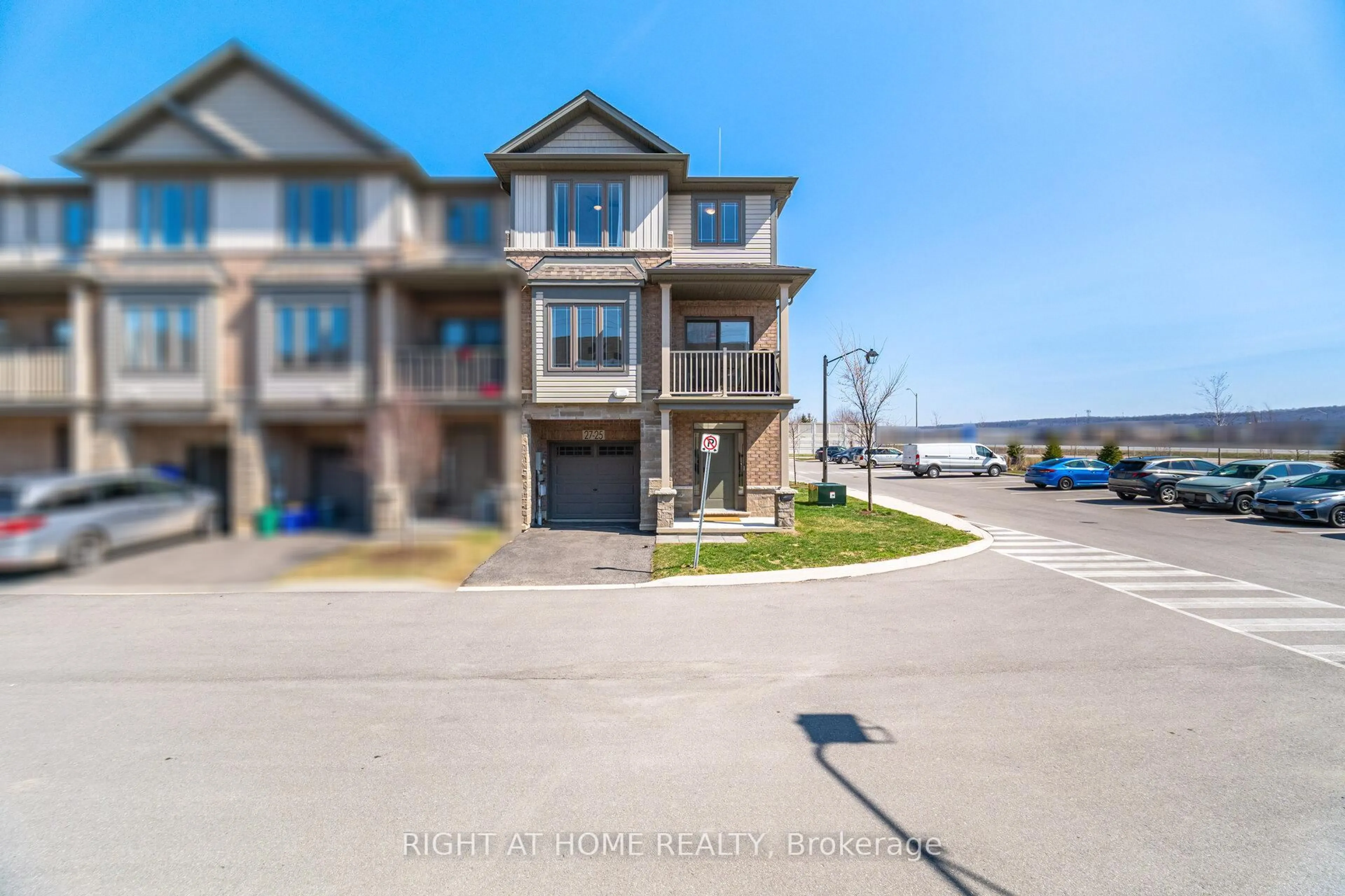 A pic from outside/outdoor area/front of a property/back of a property/a pic from drone, water/lake/river/ocean view for 27 Rachel Dr #25, Hamilton Ontario L8E 0K6