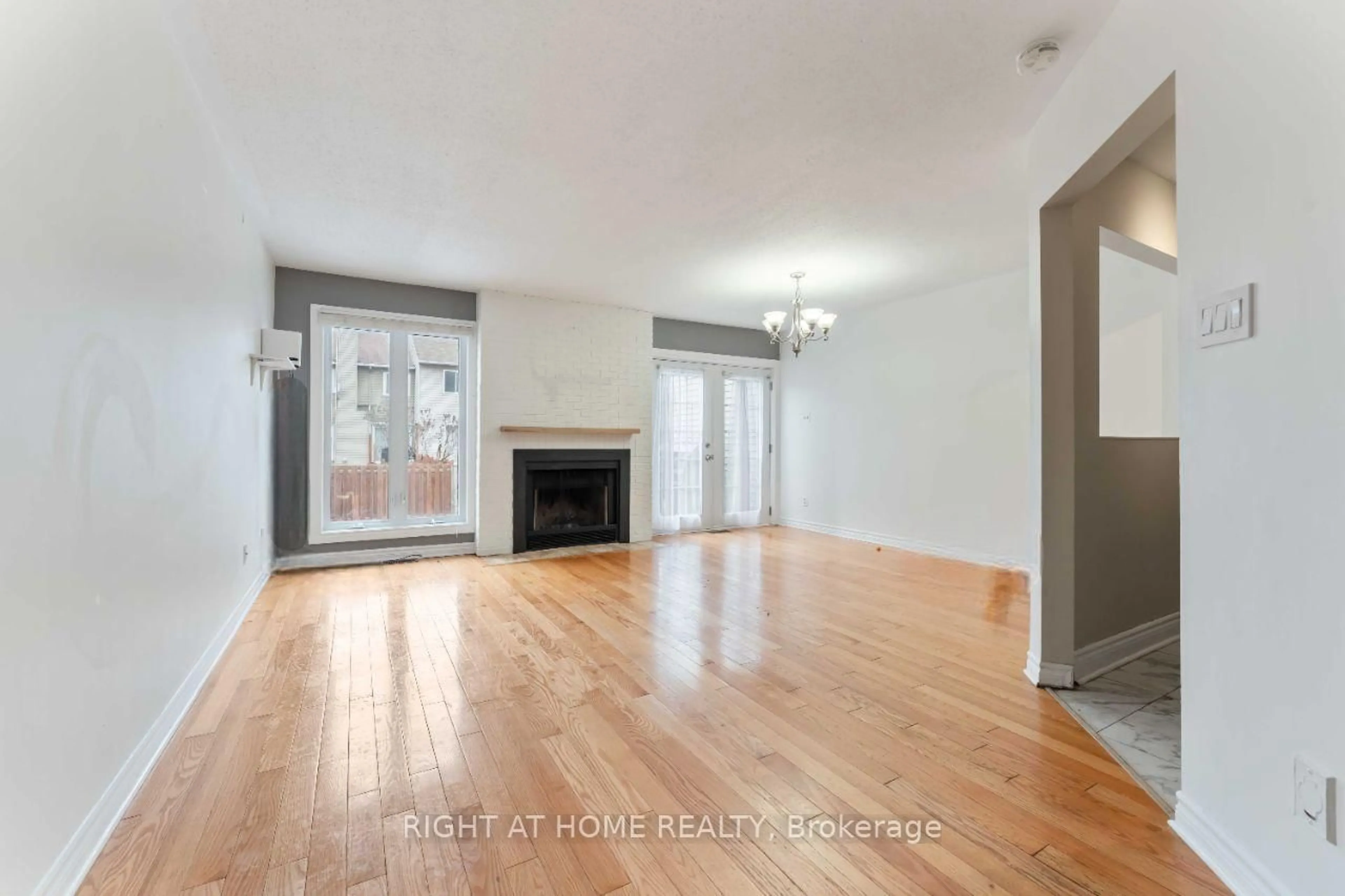 Unknown for 70 Halley St, Barrhaven Ontario K2J 3R3