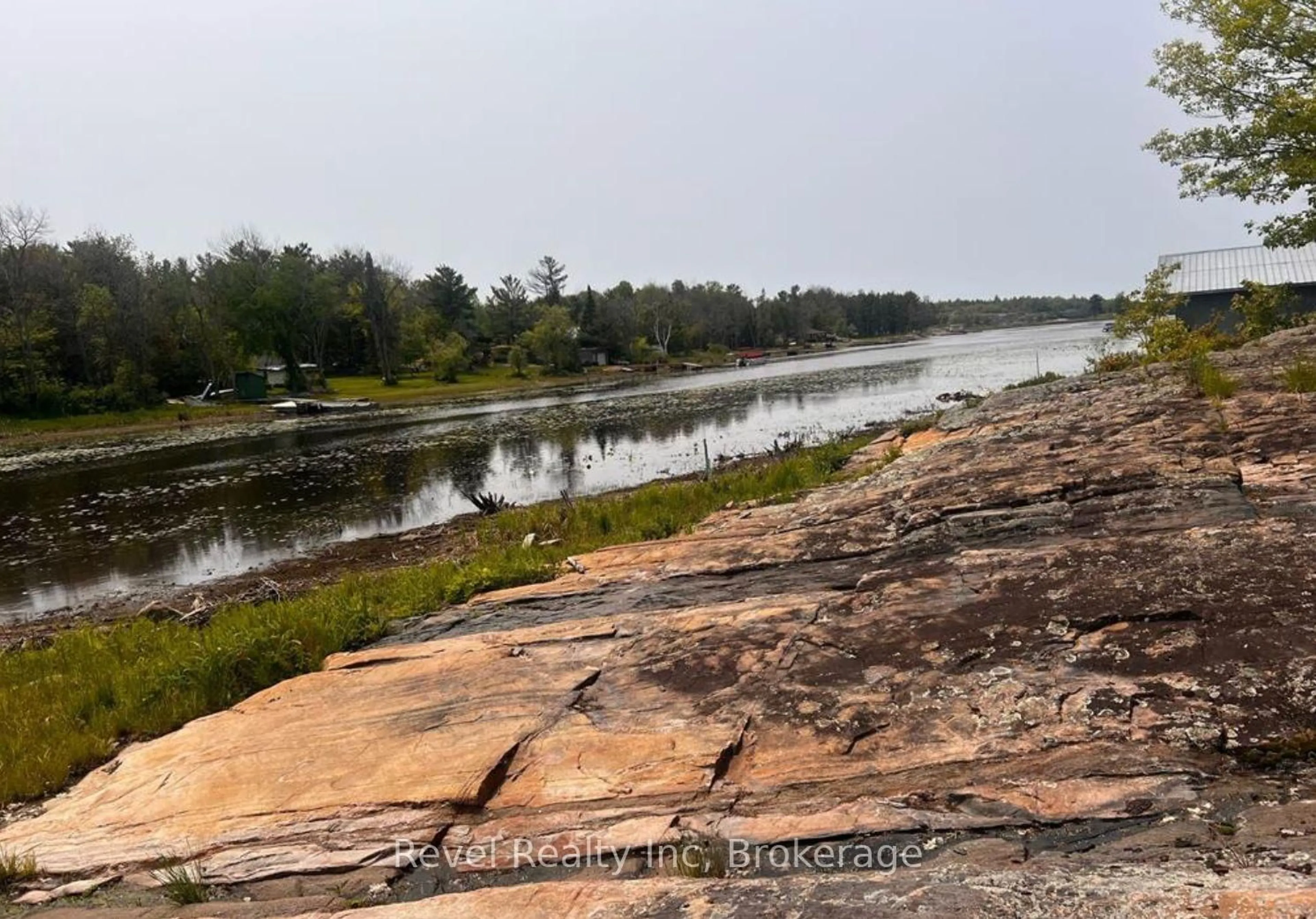 Blurry image for 42 Wawanaisa Rd, Carling Ontario P0G 1G0