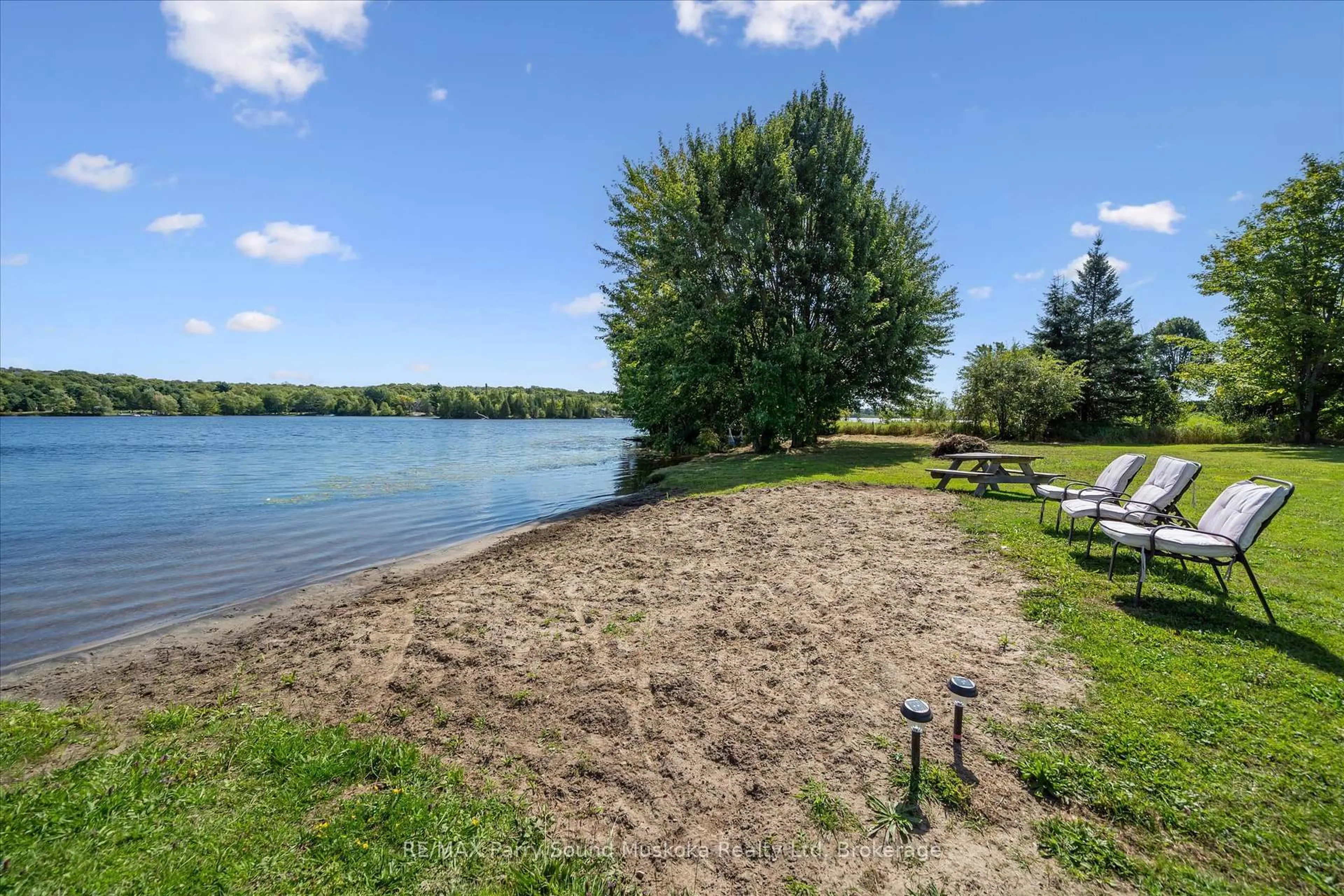 Patio, water/lake/river/ocean view for 39 Hardies Rd, McKellar Ontario P2A 0B5