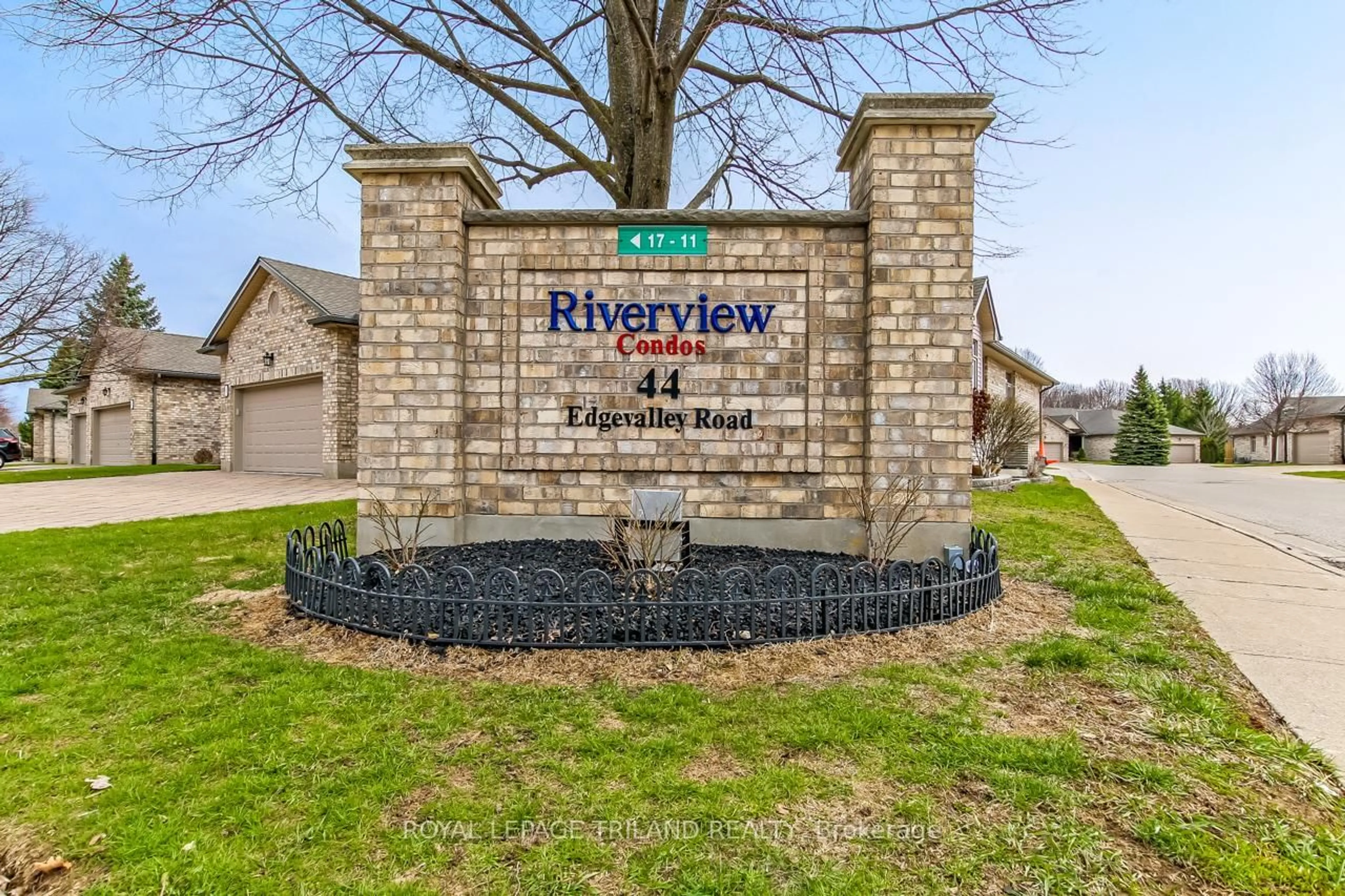 Unknown for 44 Edgevalley Rd #47, London East Ontario N5Y 5P7