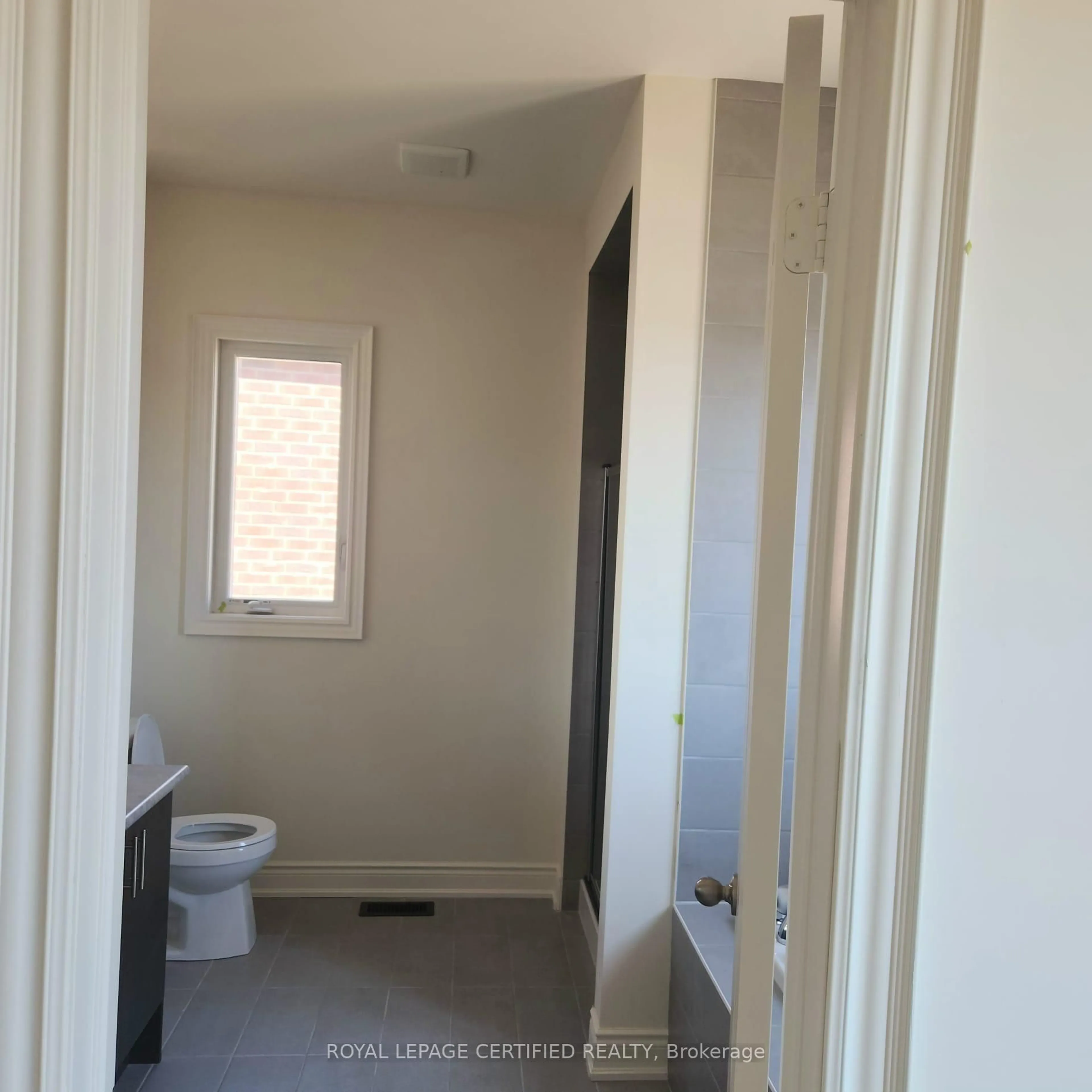 A pic of a room for 172 Bloomfield Cres, Cambridge Ontario N1R 5S2