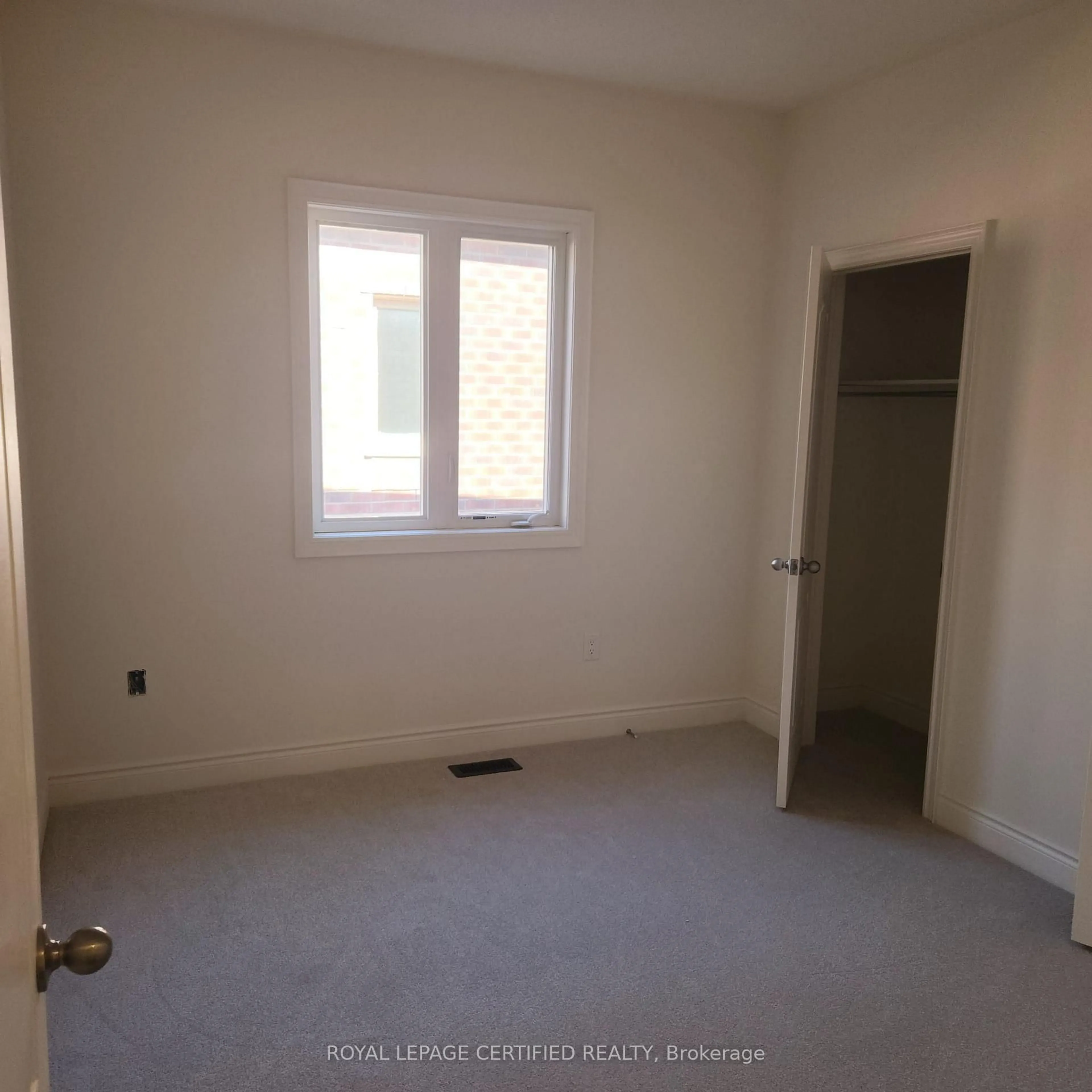 A pic of a room for 172 Bloomfield Cres, Cambridge Ontario N1R 5S2