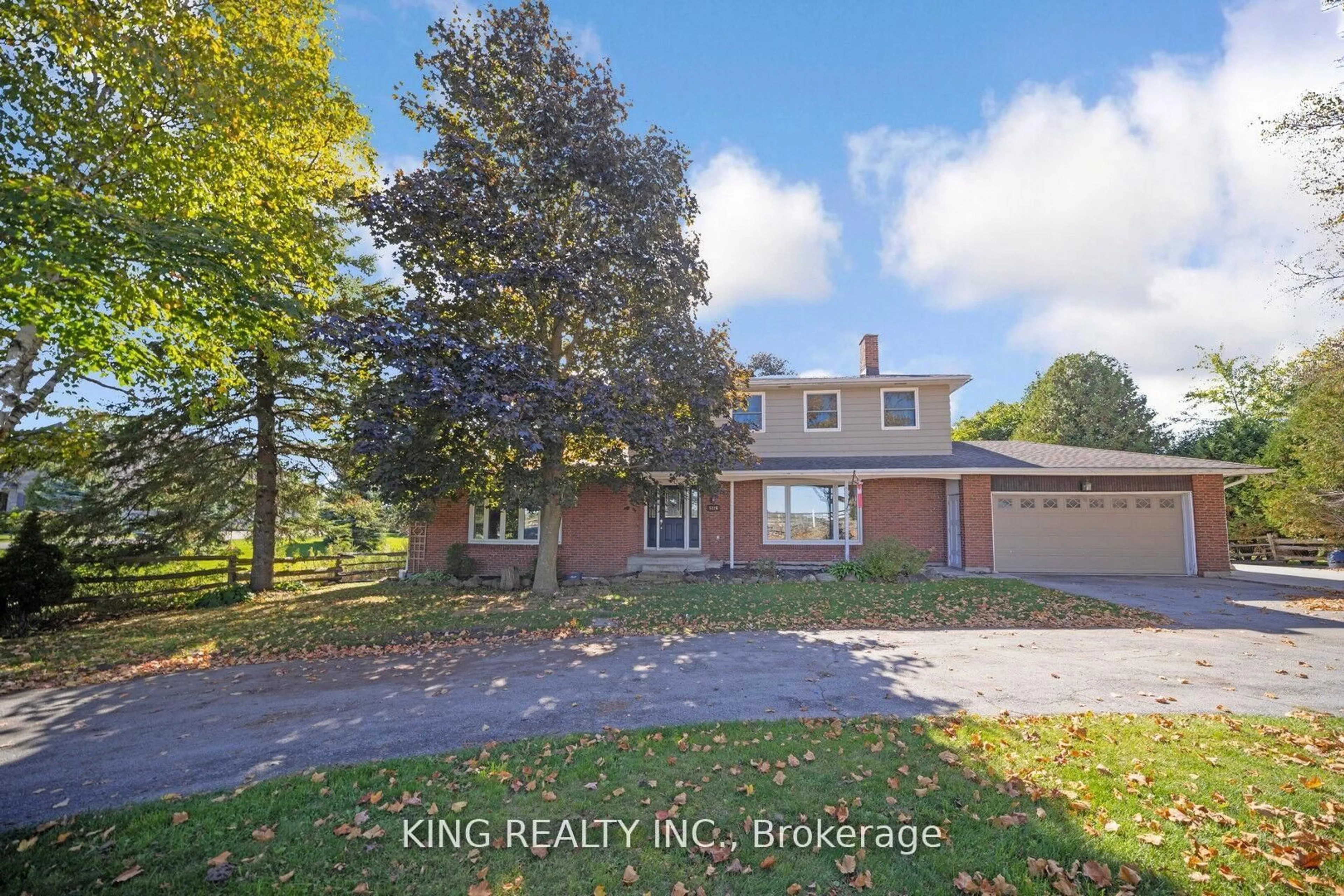 A pic from outside/outdoor area/front of a property/back of a property/a pic from drone, water/lake/river/ocean view for 5326 Ninth Line, Erin Ontario N0B 1T0