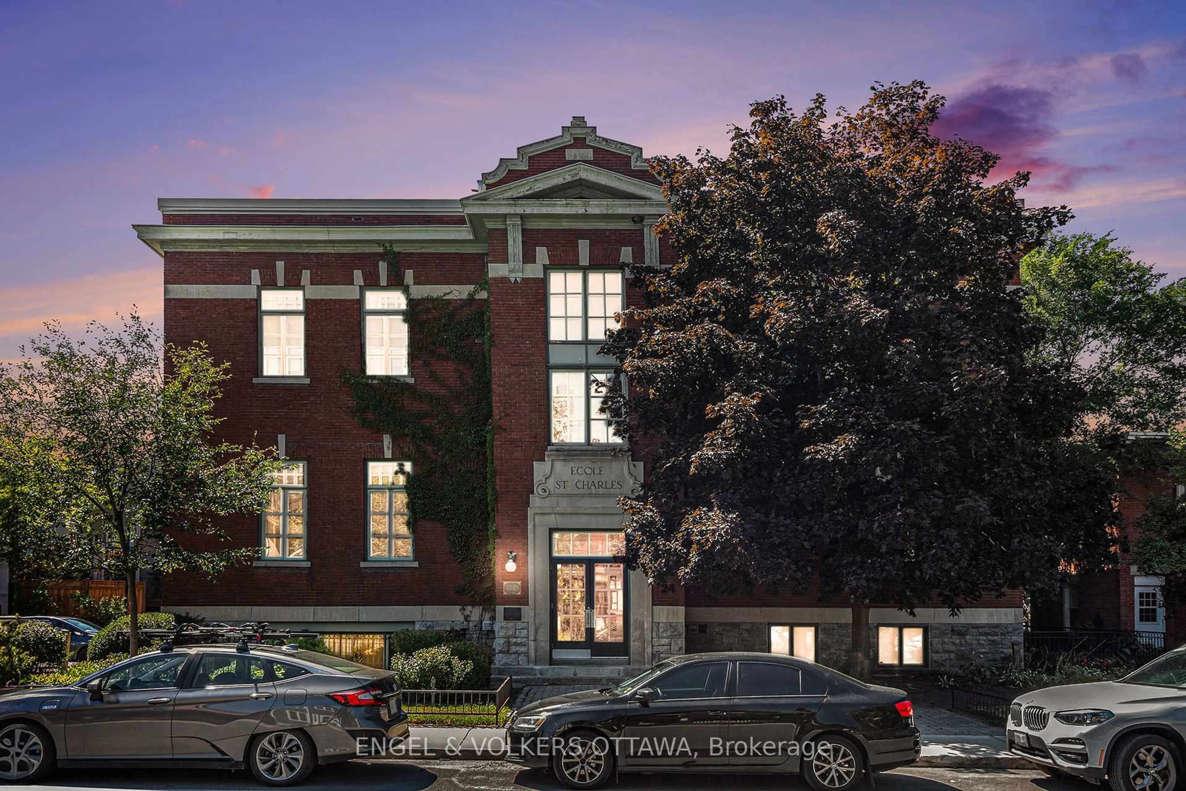 Home with brick exterior material, building for 24 Springfield Rd #203, Ottawa Ontario K1M 1C9