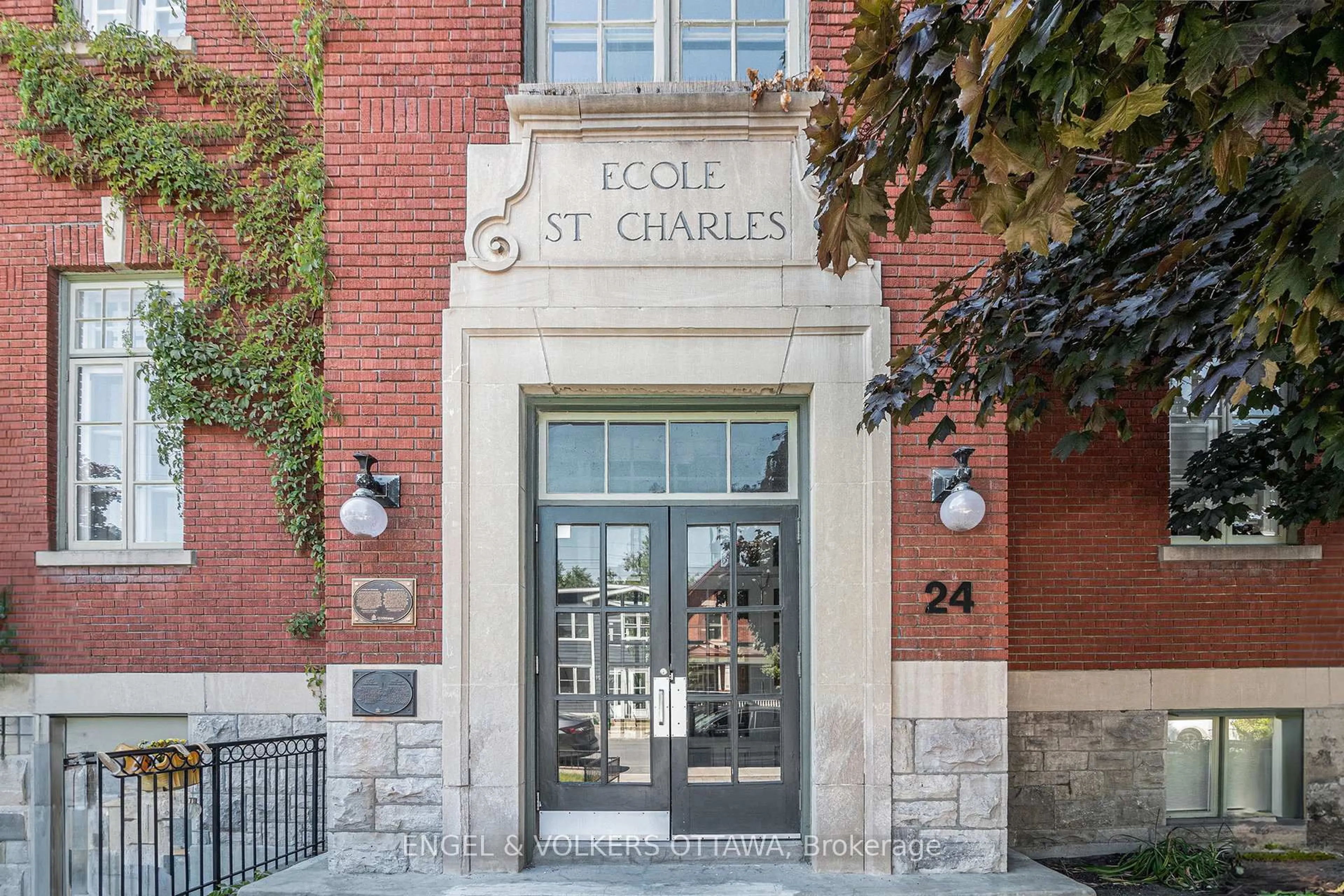 Unknown for 24 Springfield Rd #203, Ottawa Ontario K1M 1C9