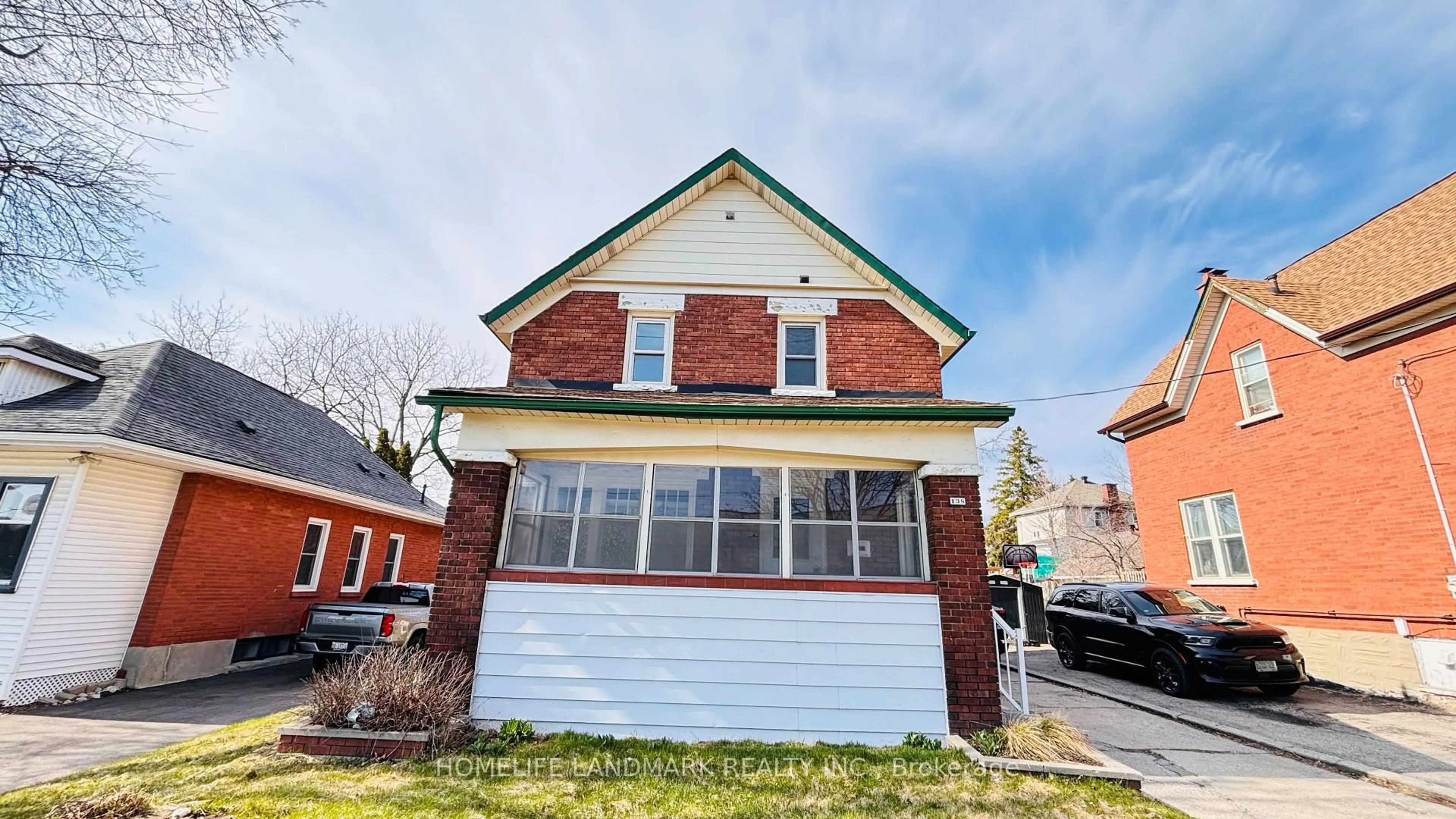 Home with brick exterior material, building for 138 GLASGOW St, Kitchener Ontario N2G 2G9
