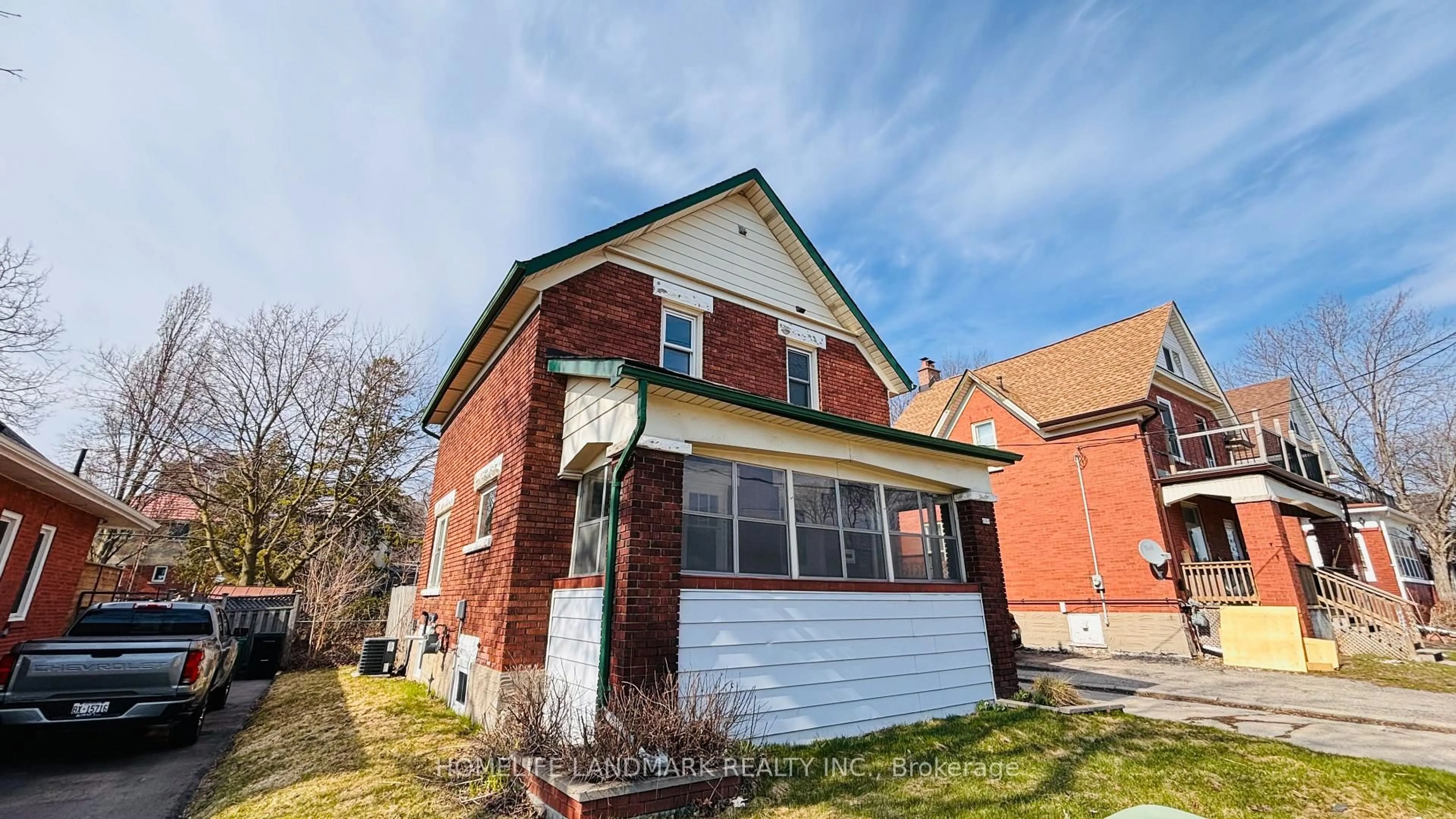 Home with brick exterior material, building for 138 GLASGOW St, Kitchener Ontario N2G 2G9