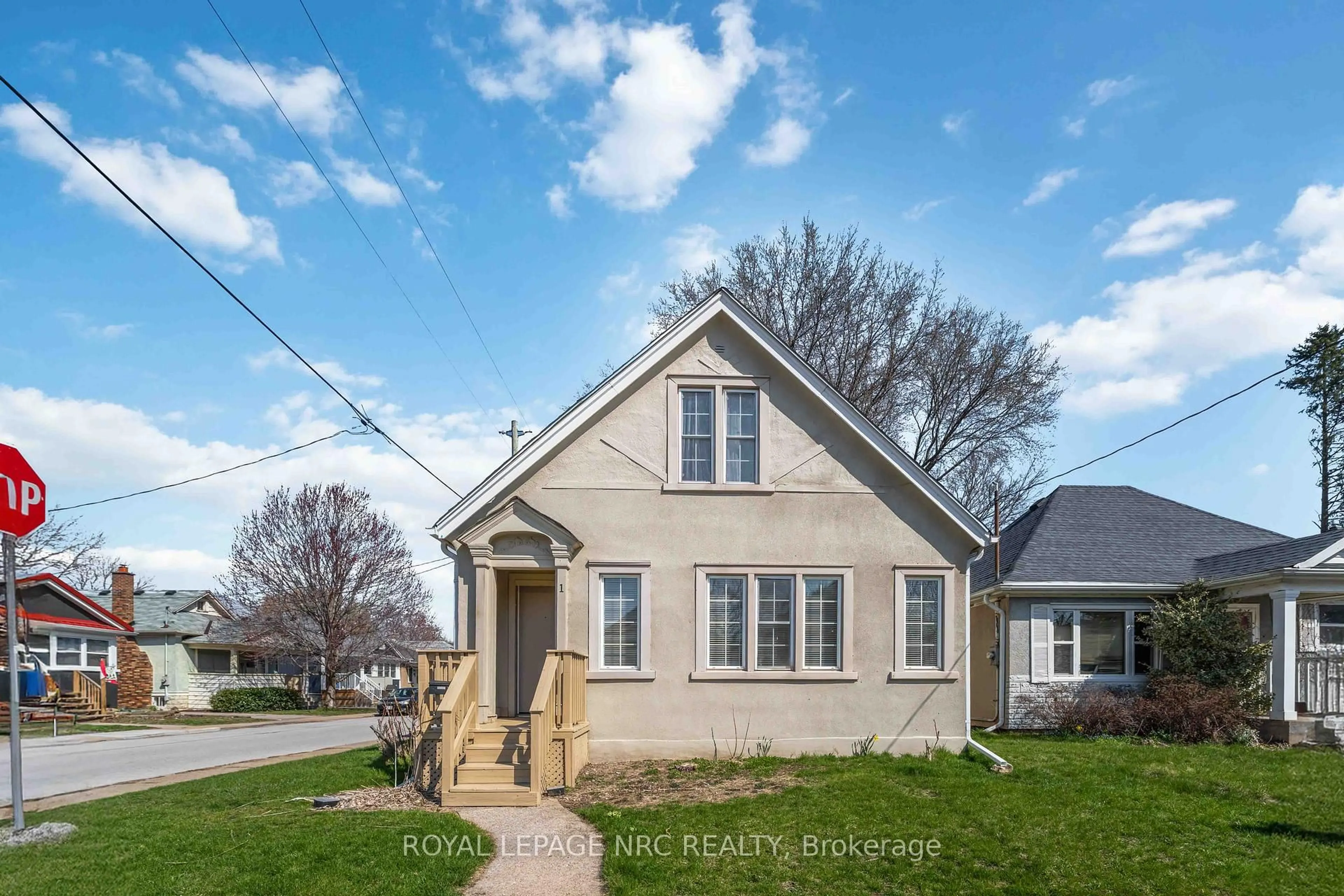 Unknown for 1 Linwood St, St. Catharines Ontario L2N 2H4