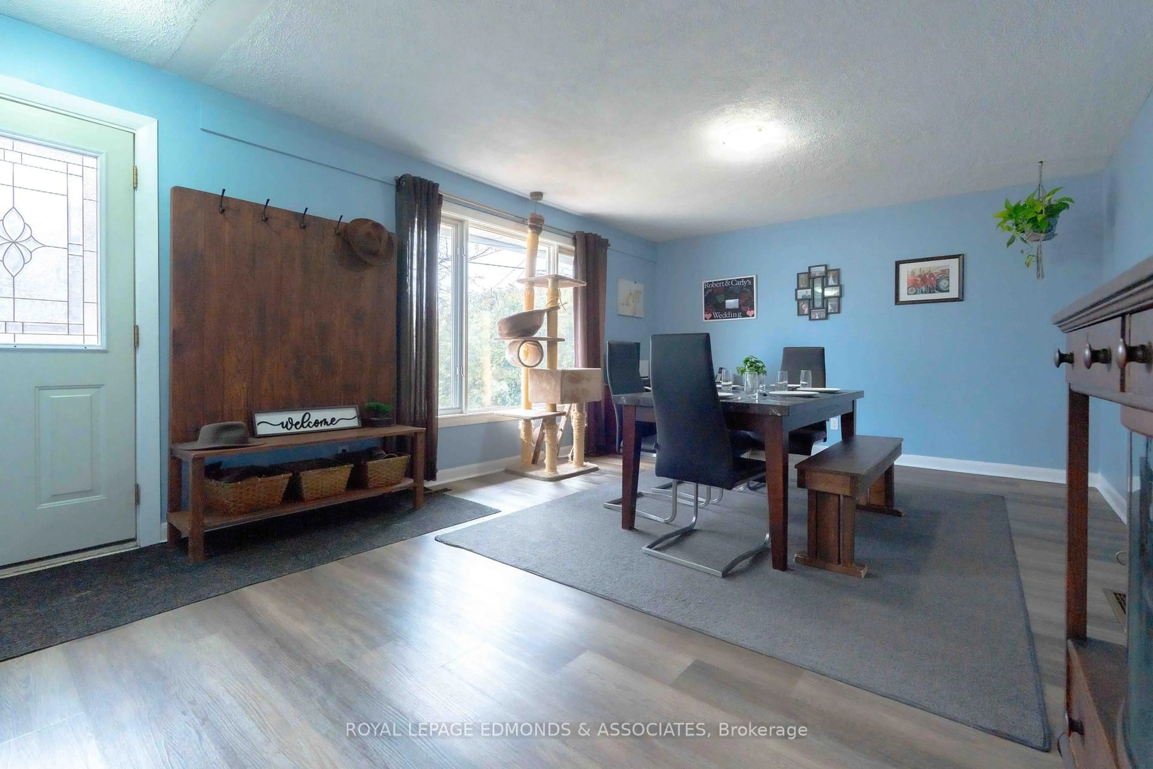 A pic of a room for 22 John St, Petawawa Ontario K8H 1S4