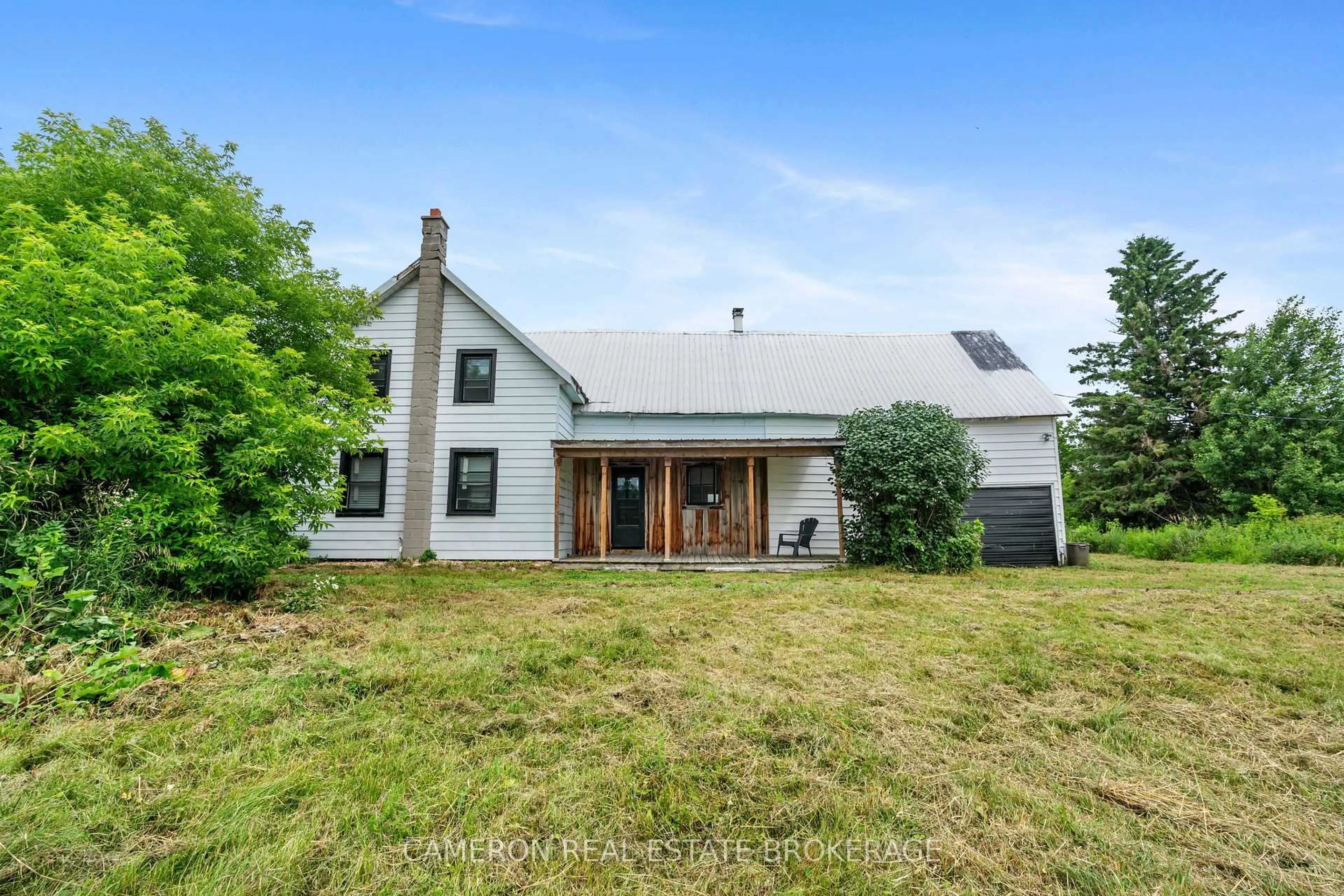 A pic from outside/outdoor area/front of a property/back of a property/a pic from drone, building for 4141 Helmer Rd, South Stormont Ontario K0C 1Y0