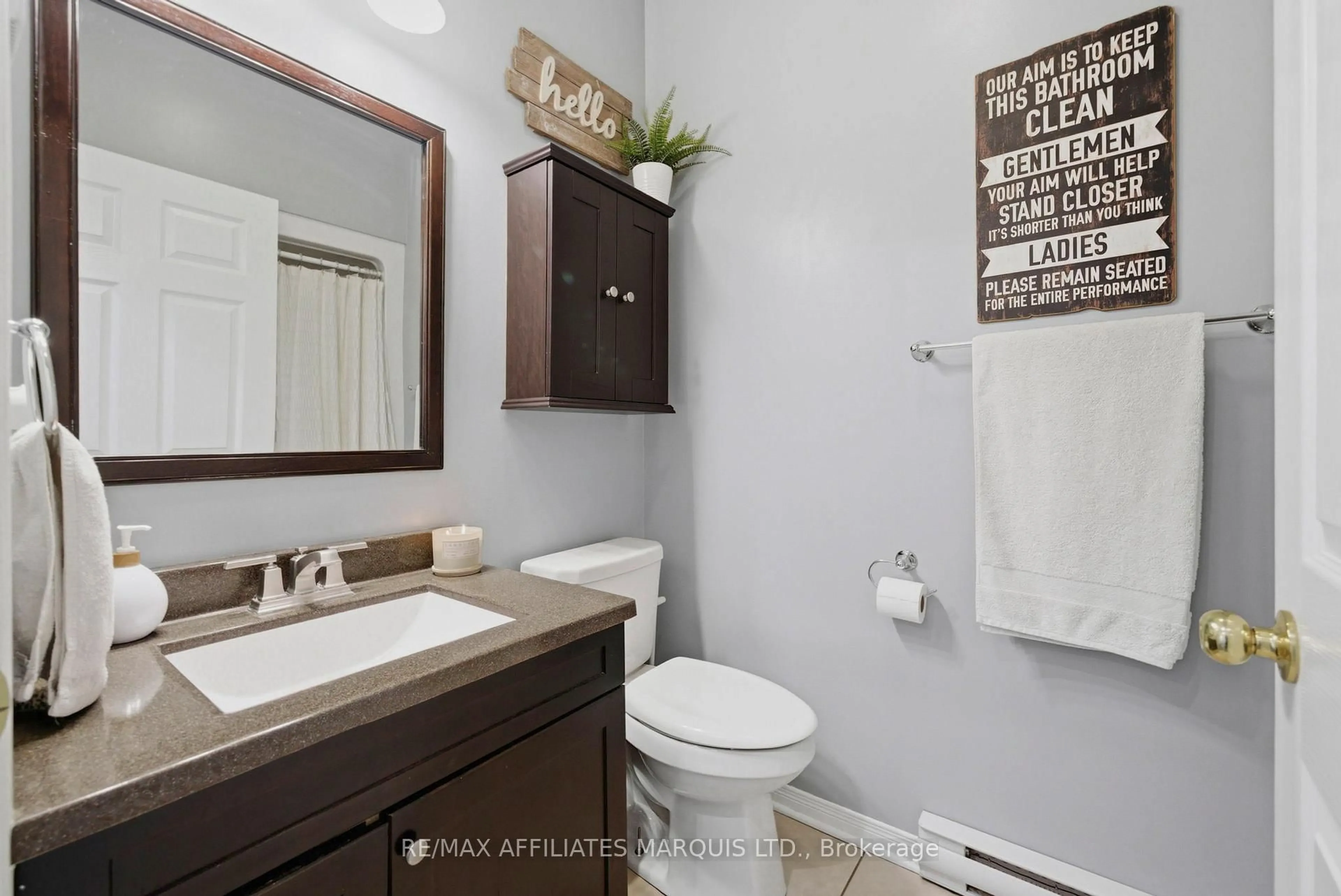 Standard bathroom, ceramic/tile floor for 4822 Delaney Rd, South Stormont Ontario K0C 1S0
