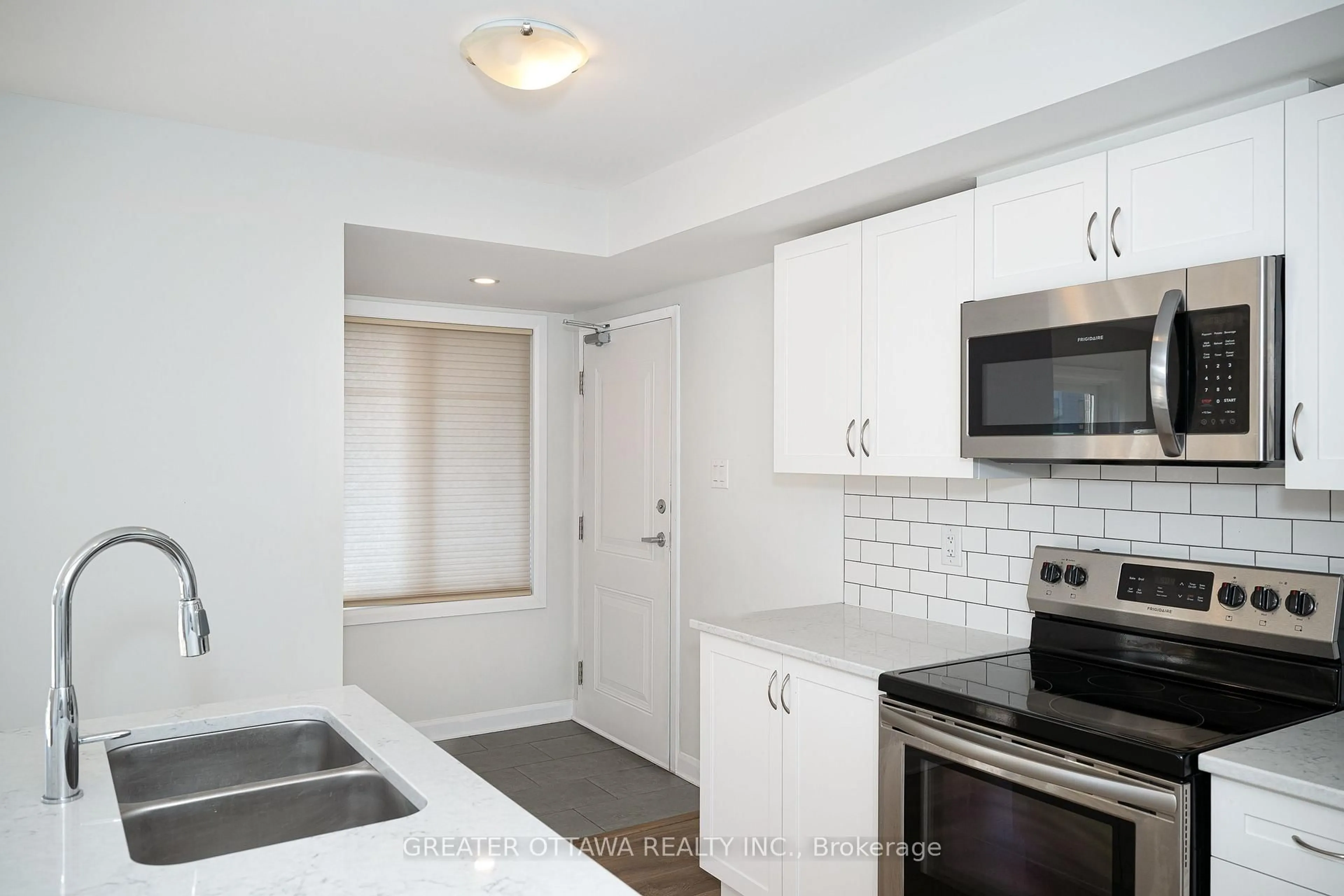 Standard kitchen, unknown for 415 Eldorado Private #16, Ottawa Ontario K2K 0N9