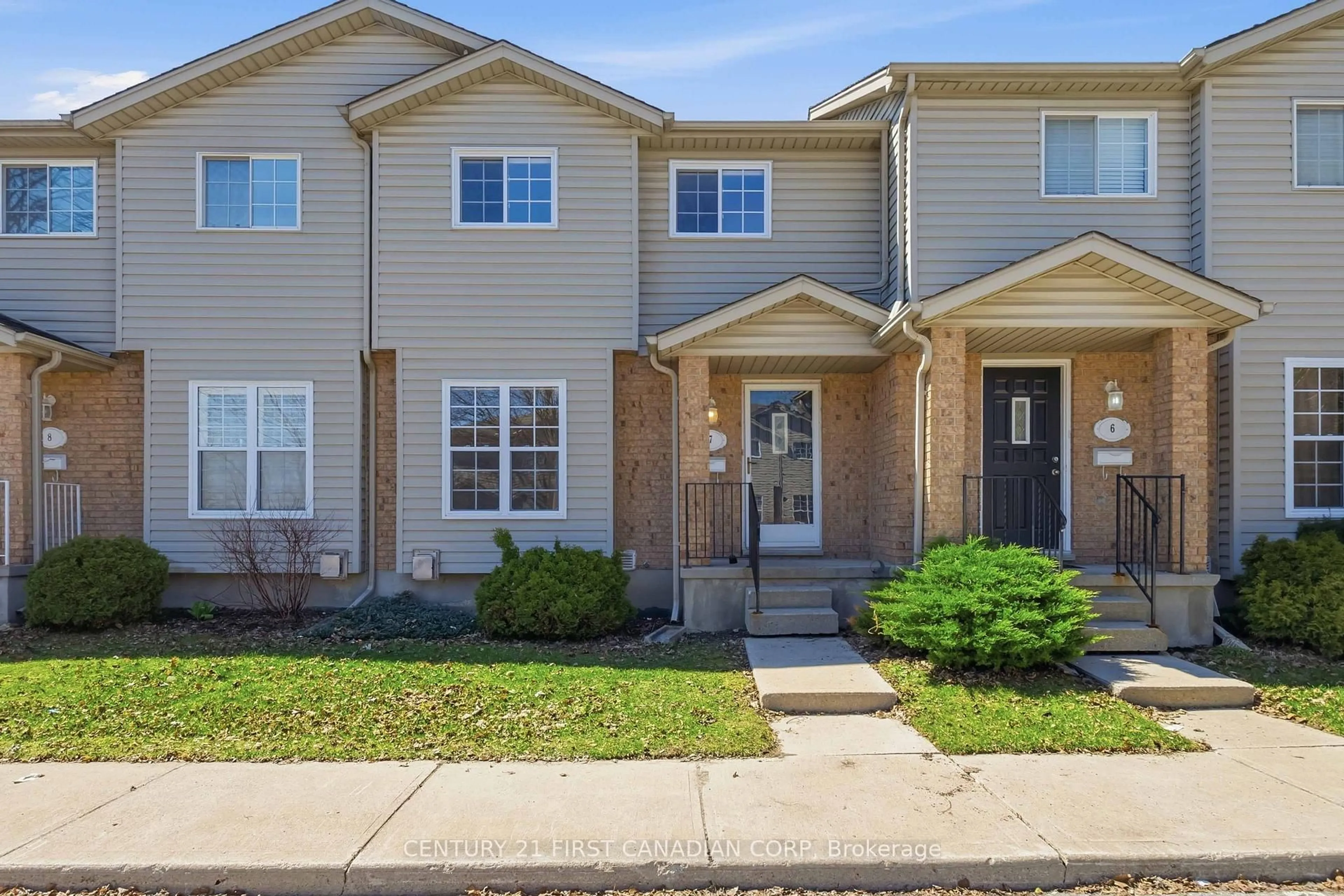 Unknown for 1920 MARCONI Blvd #7, London East Ontario N5V 4X8