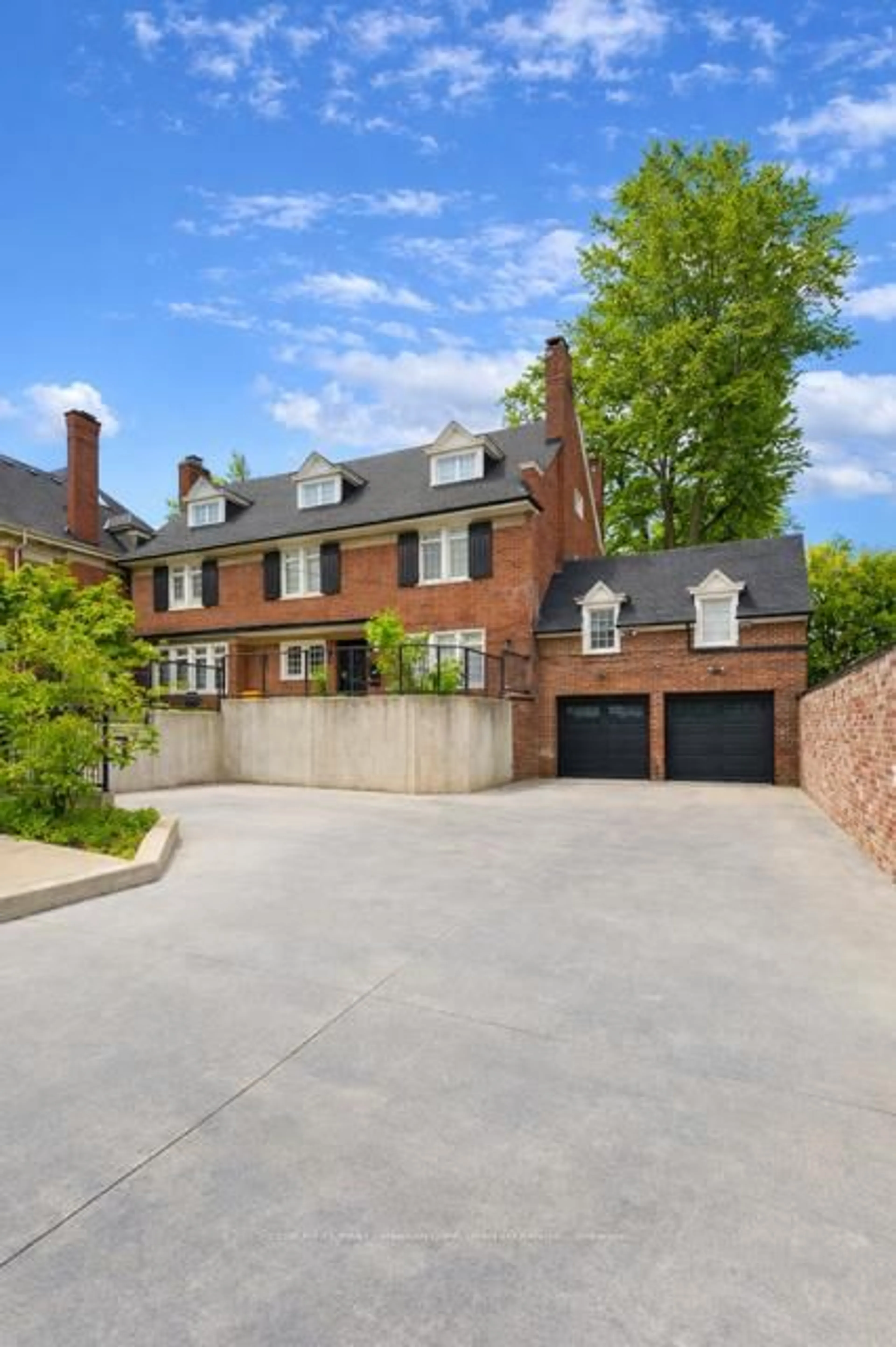 Home with brick exterior material, street for 653 Talbot St, London East Ontario N6A 2T6