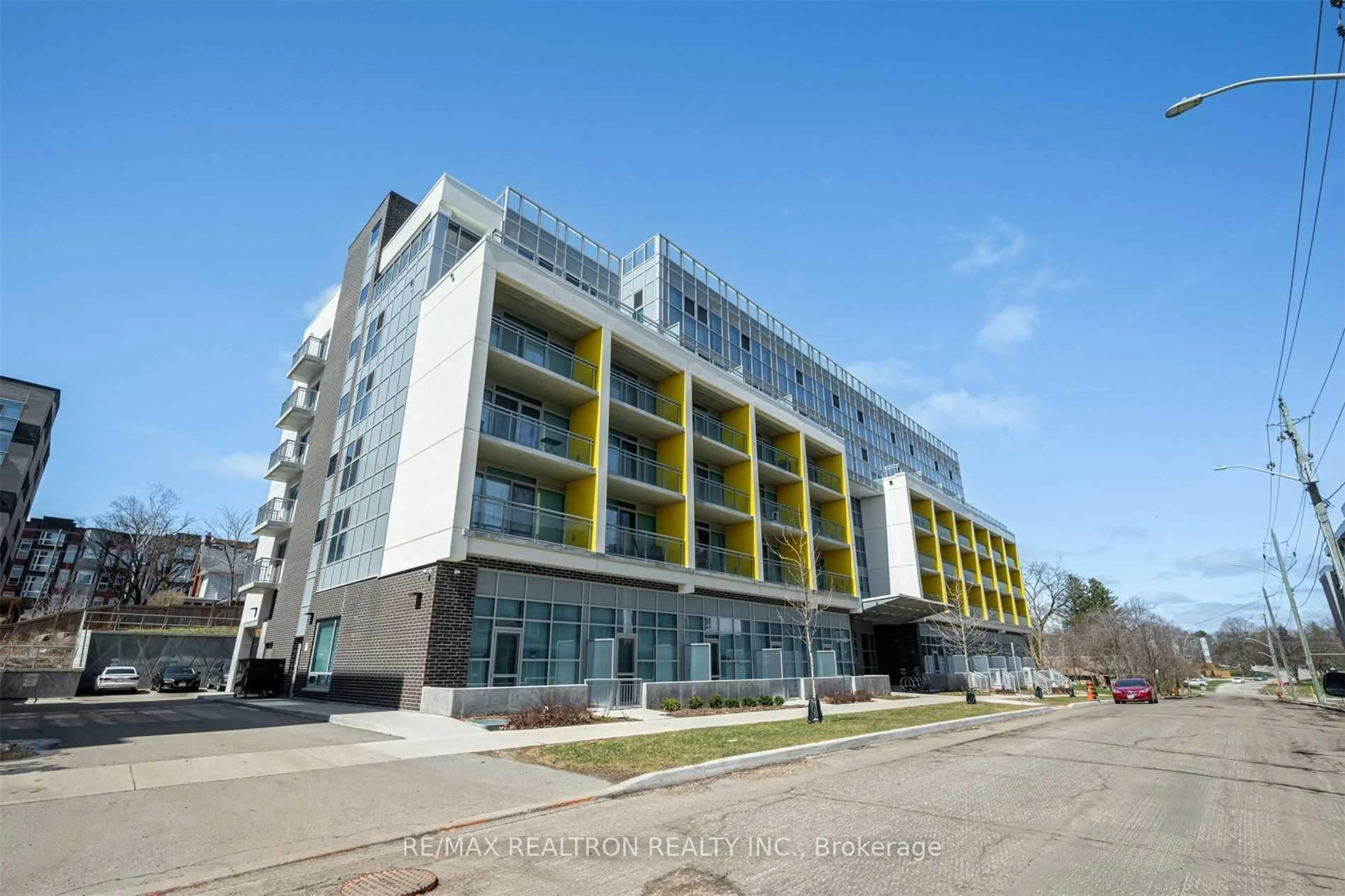 Patio, building for 257 Hemlock St #209, Waterloo Ontario N2L 3R4