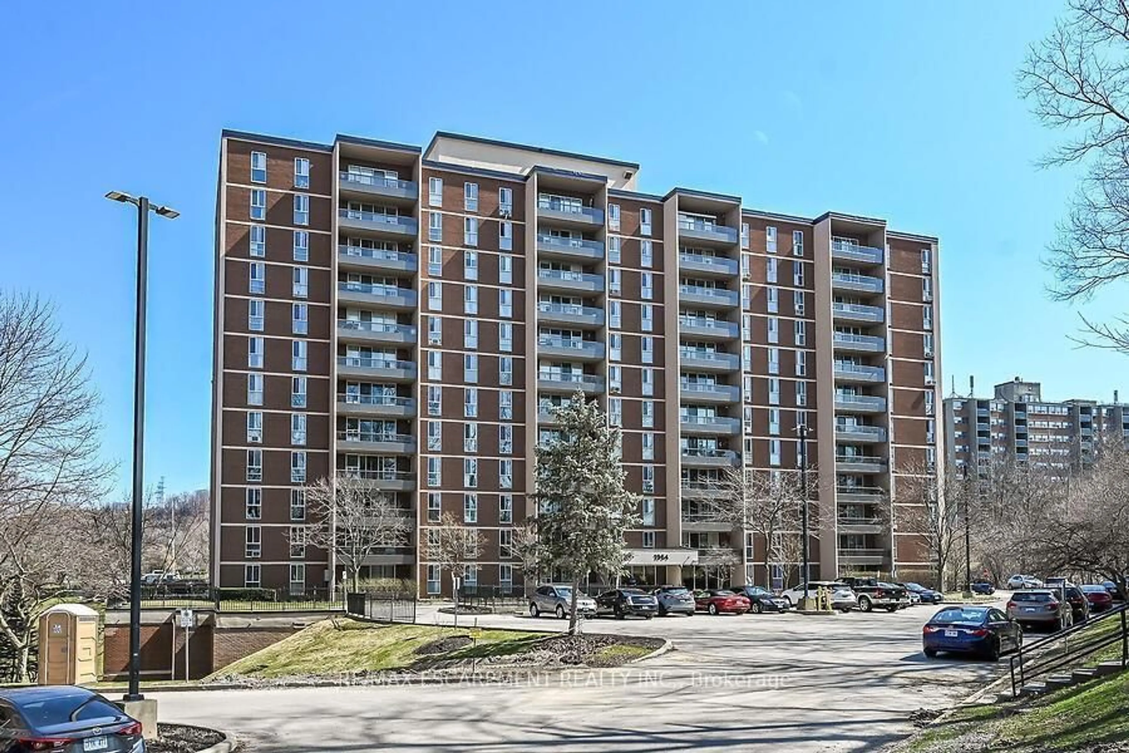 Unknown for 1964 Main St #1105, Hamilton Ontario L8S 1J5