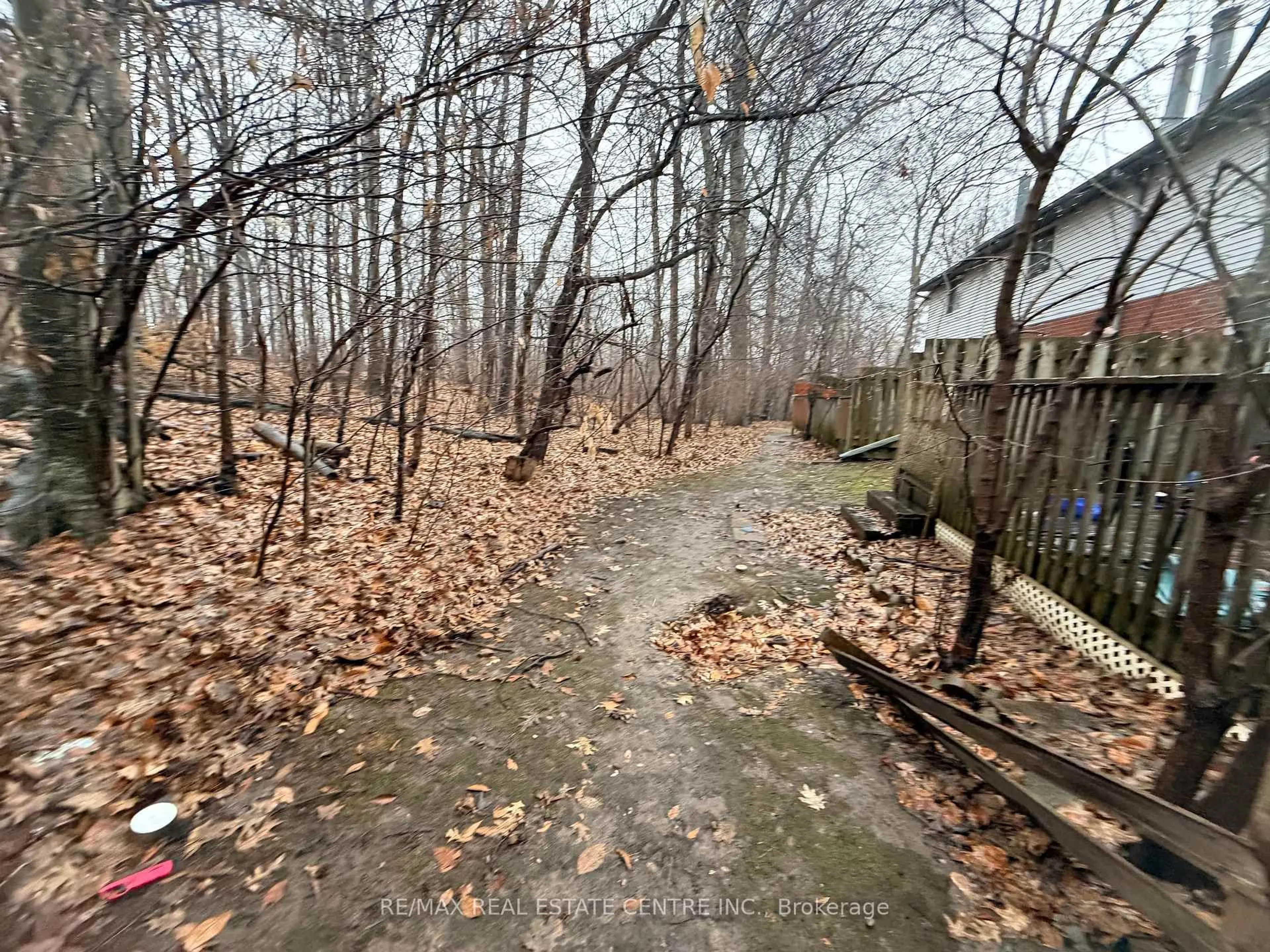 Patio, forest/trees view for 219 Kingswood Dr #29, Kitchener Ontario N2E 3J5