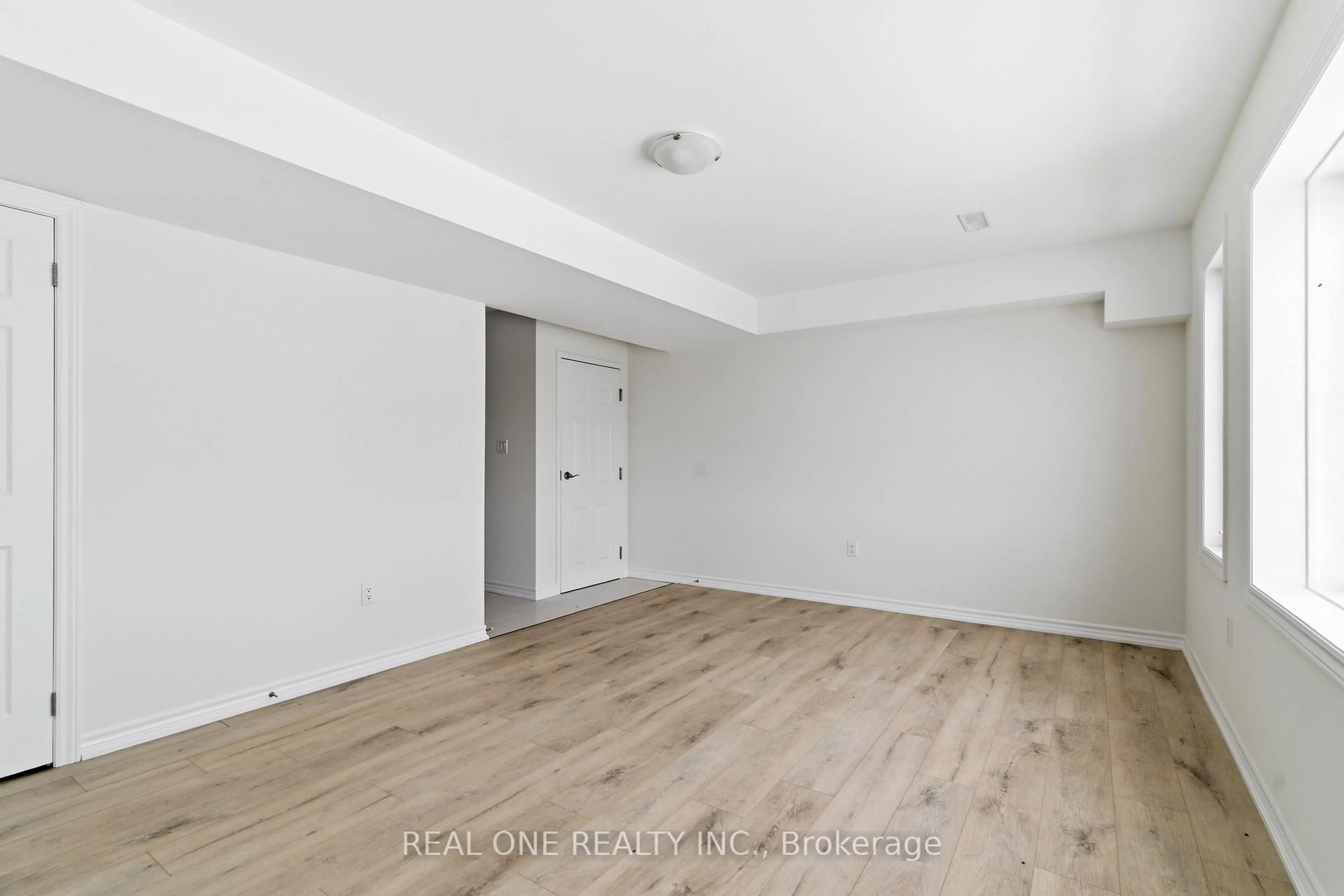 A pic of a room for 85 Mullin Dr #33A, Guelph Ontario N1E 0R4