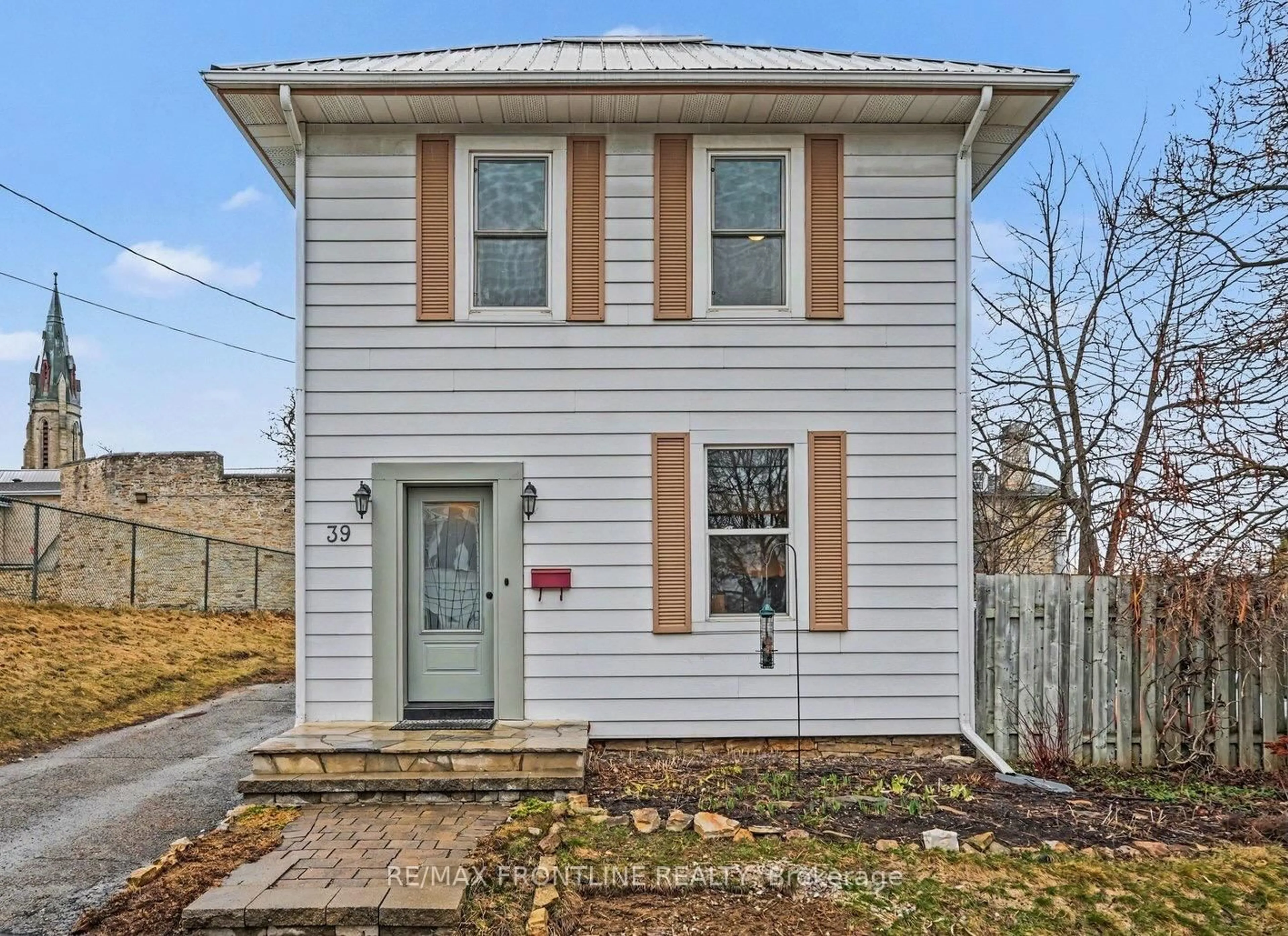 Unknown for 39 Craig St, Perth Ontario K7H 1Y1