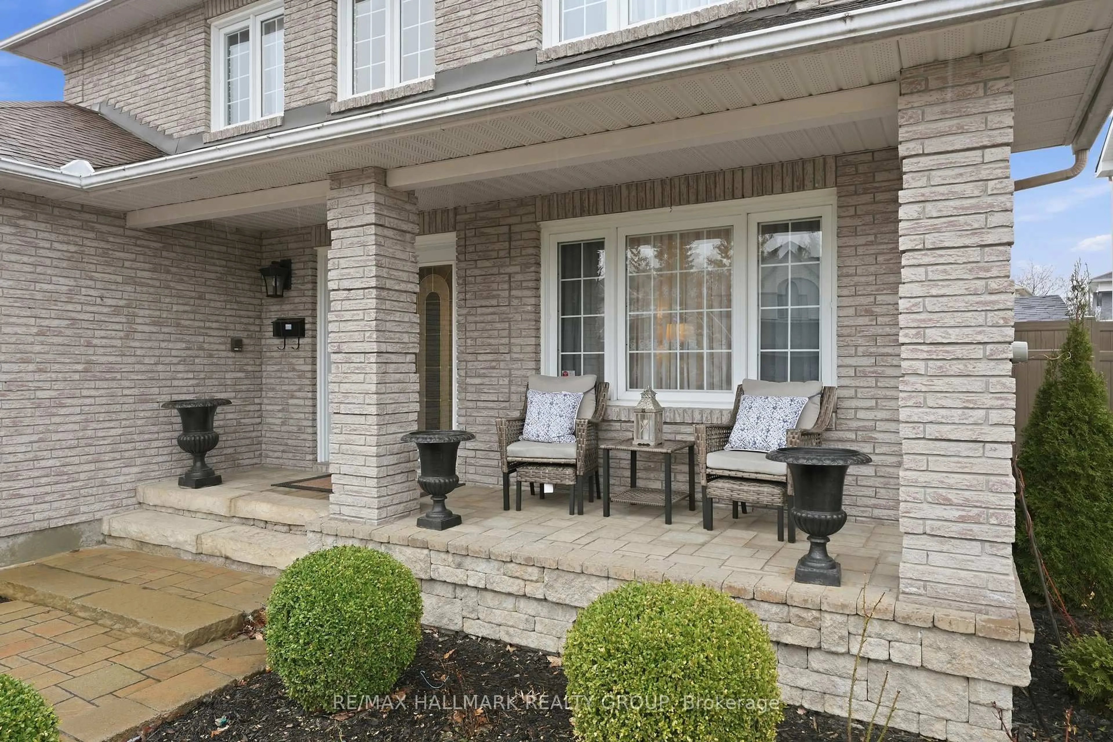 Patio, street for 1144 Ambercrest St, Ottawa Ontario K1J 1A9