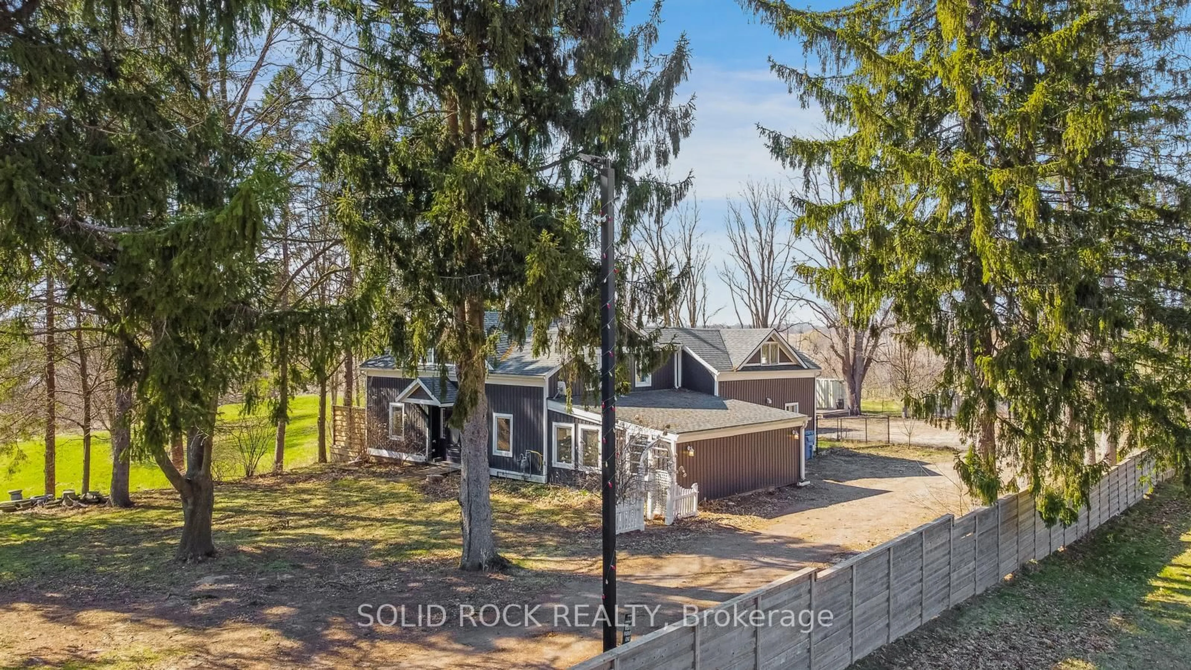 A pic from outside/outdoor area/front of a property/back of a property/a pic from drone, street for 2163 Powerline Rd, Hamilton Ontario L0R 1T0