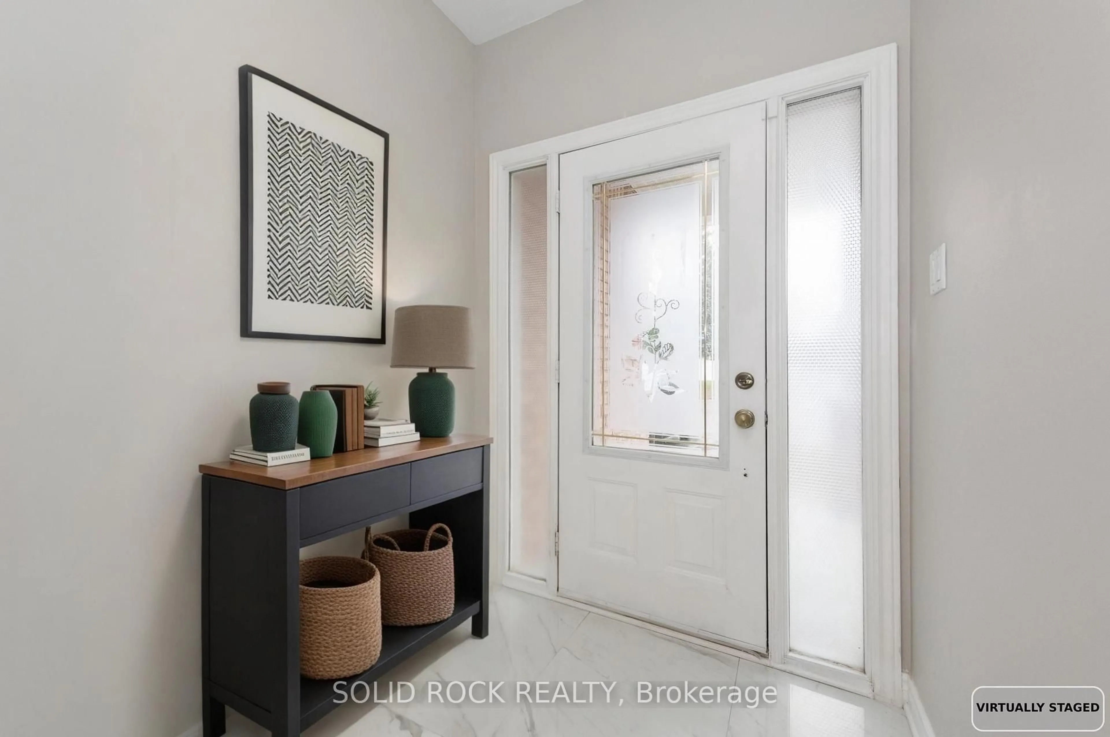 Indoor entryway for 55 Gleeson Way, Ottawa Ontario K2J 4Y7