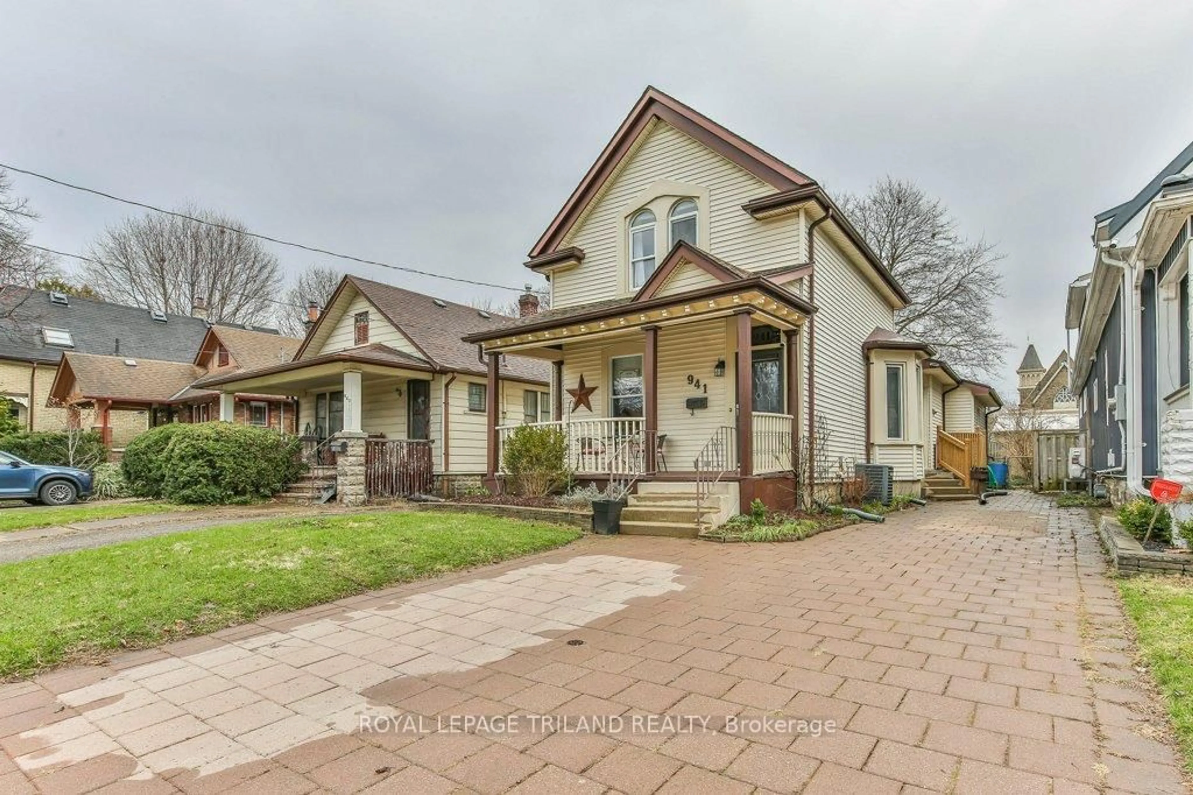 Home with brick exterior material, street for 941 QUEENS Ave, London East Ontario N5W 3H9