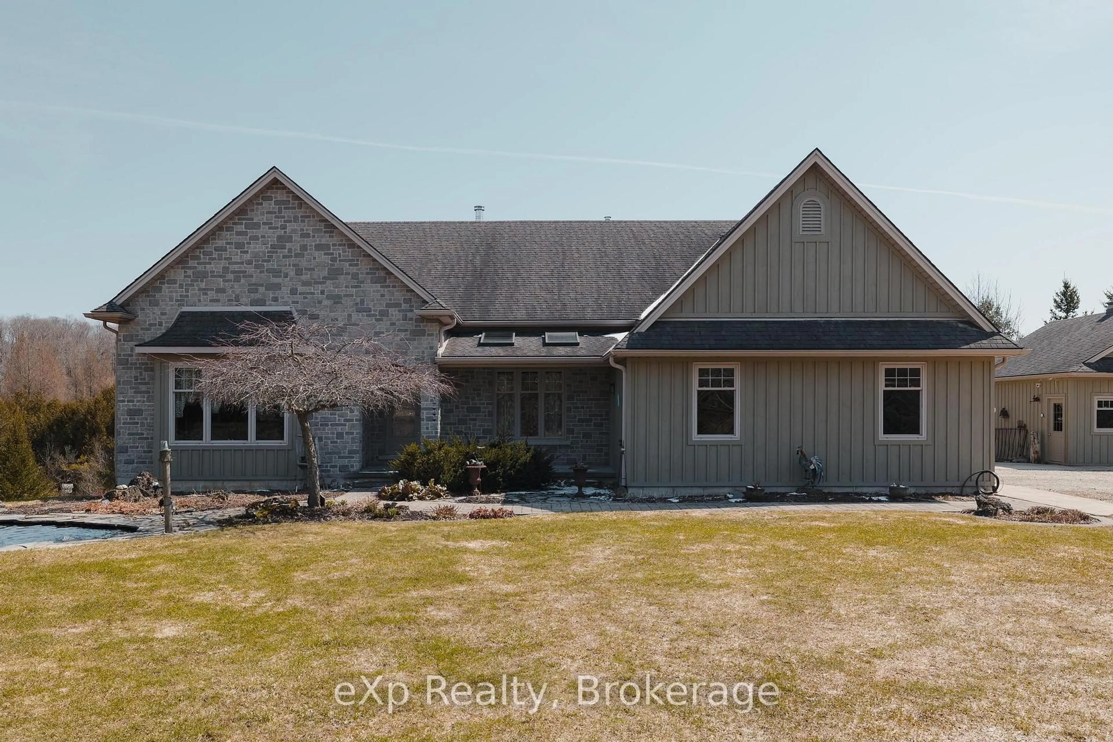 A pic from outside/outdoor area/front of a property/back of a property/a pic from drone, unknown for 243392 Southgate 24 Rd, Southgate Ontario N0G 1R0