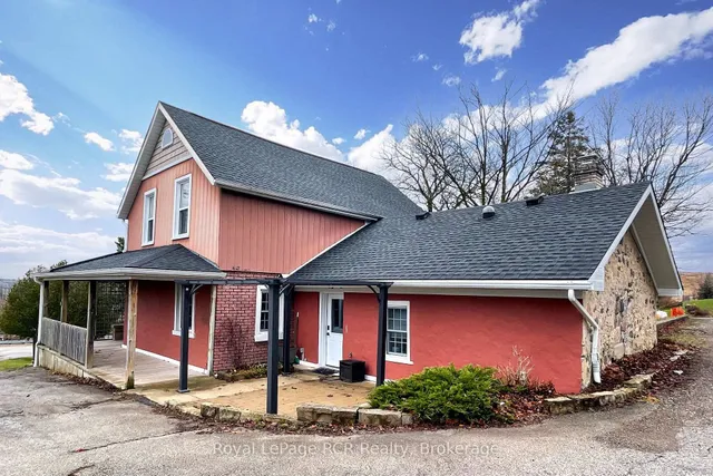 10 Walker St, Brockton 3